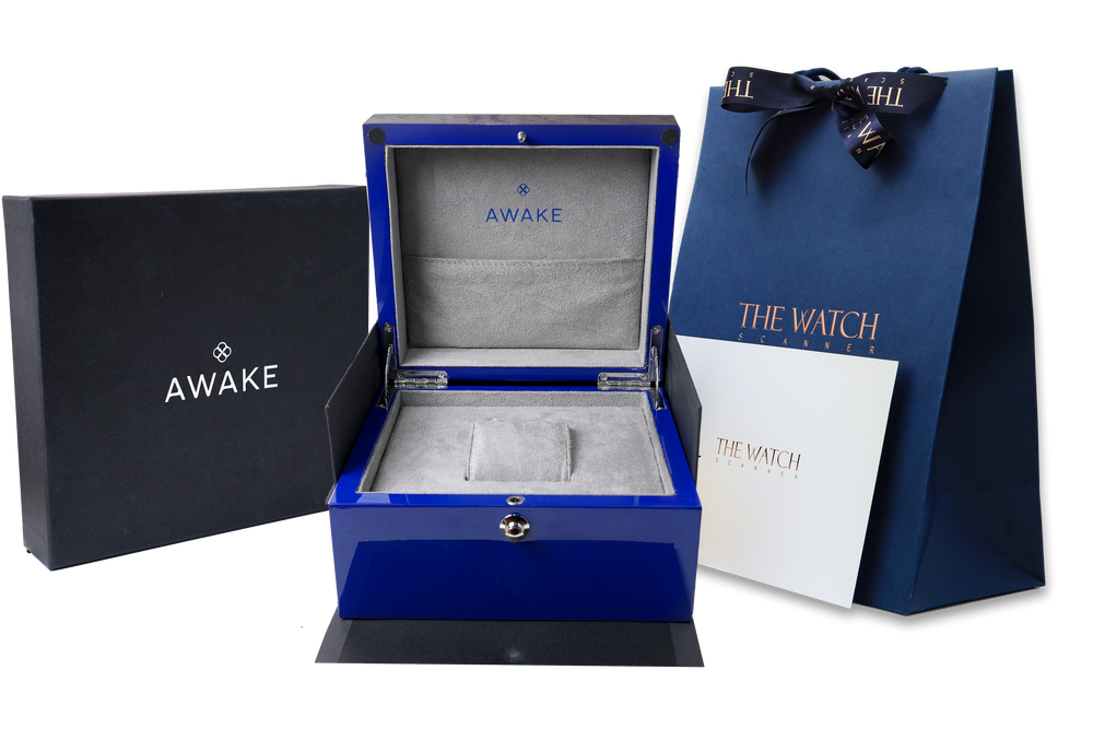 AWAKE SON MAI - FROSTED LEAF - ROYAL RED - Limited Edition