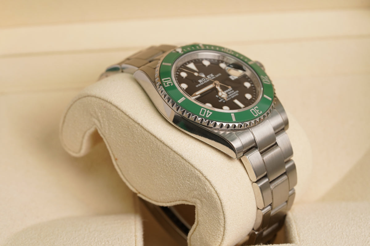 Rolex Submariner - Starbucks (126610LV)
