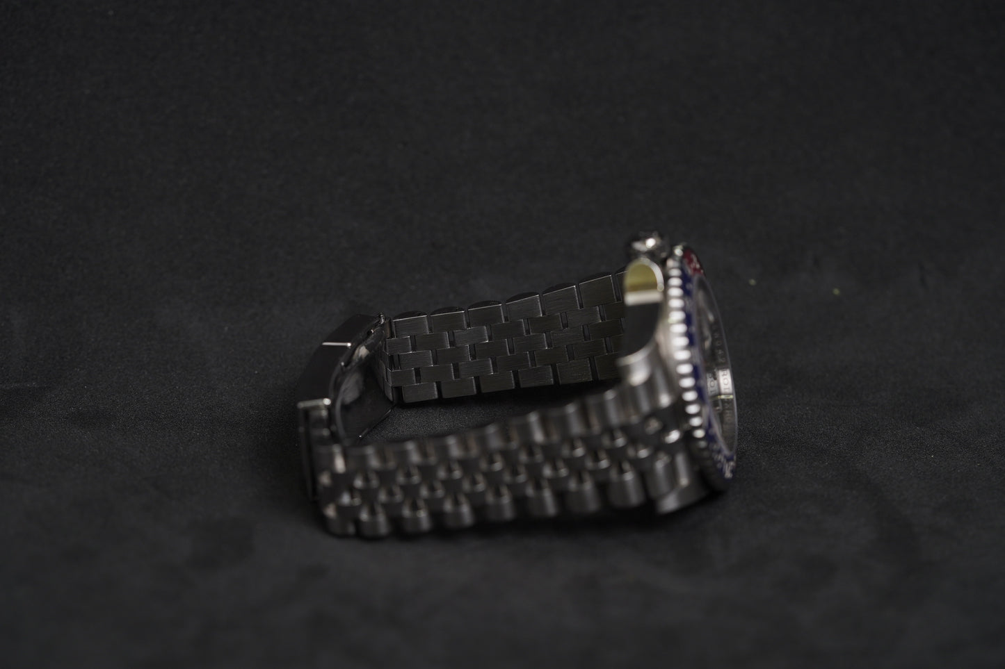 Rolex GMT-Master II - Pepsi (126710BLRO-0001)