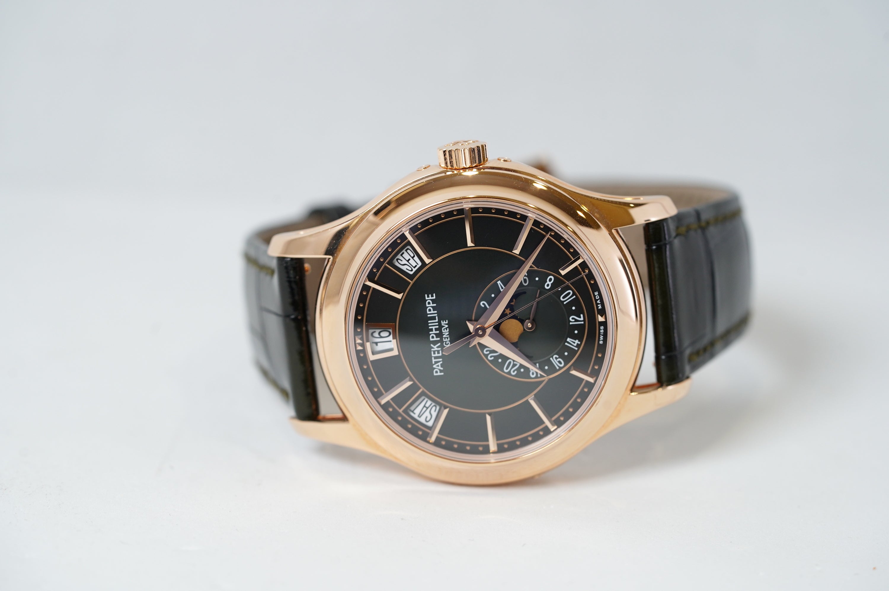 Patek Philippe Complications Annual Calendar (5205R-011)