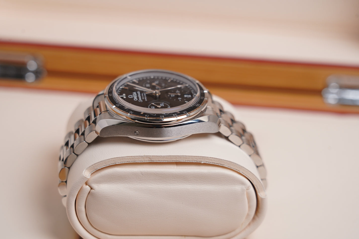 Omega Speedmaster 38 Chronograph (324.30.38.50.01.001)