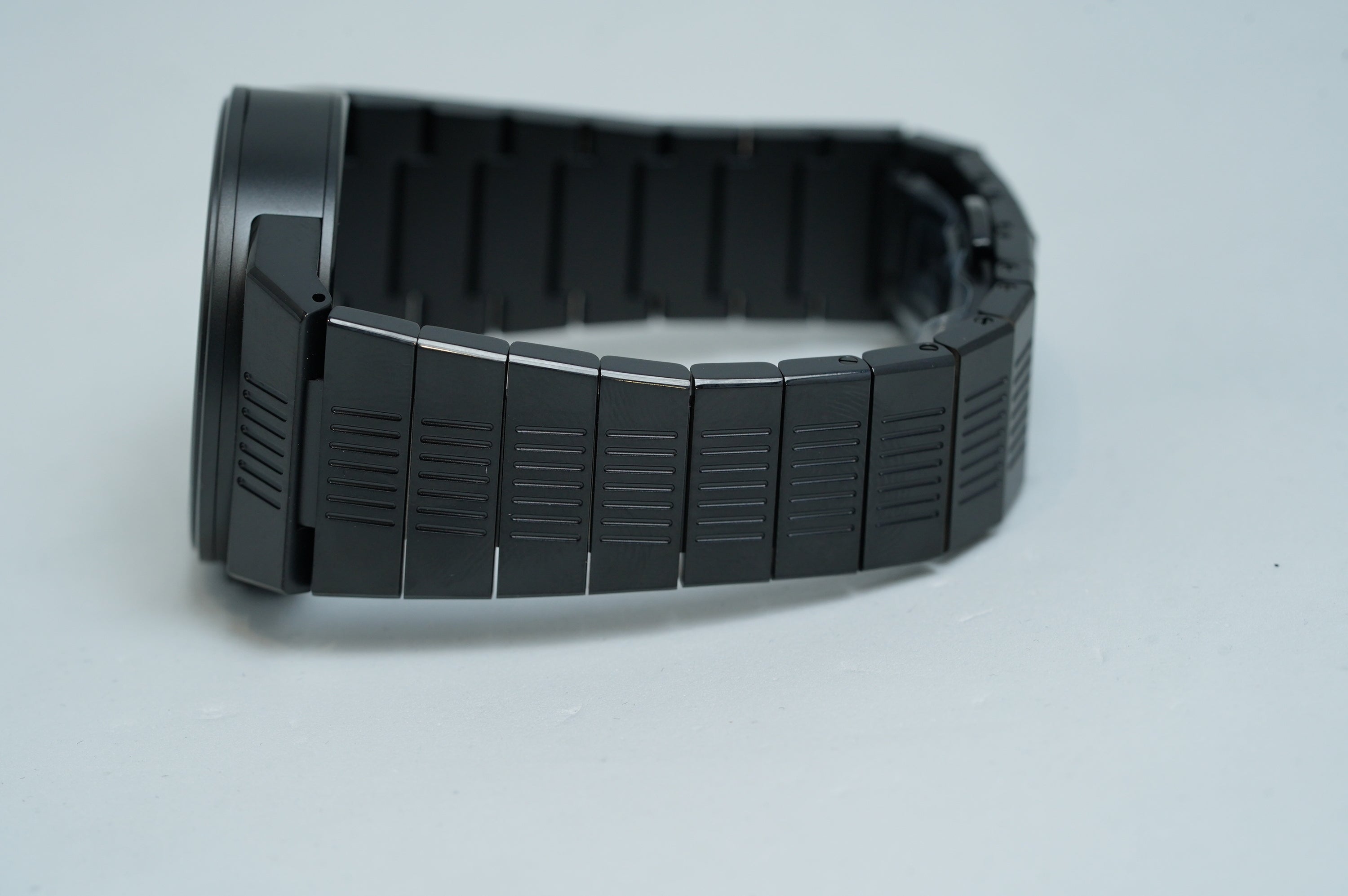 Alterum Worldtimer Automatic GMT Limited Edition of 100 Pieces