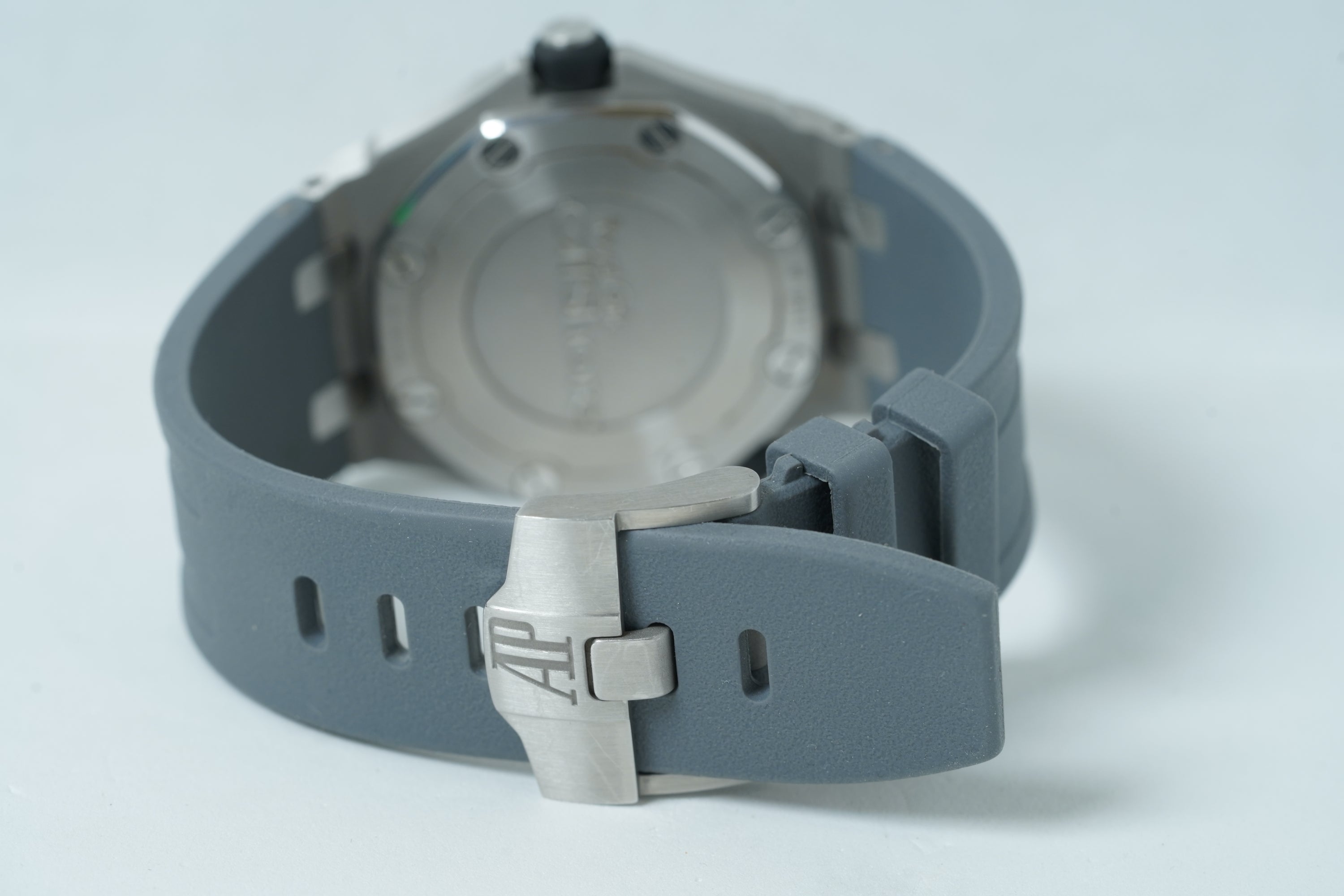 Audemars Piguet Royal Oak 15703ST Offshore Diver