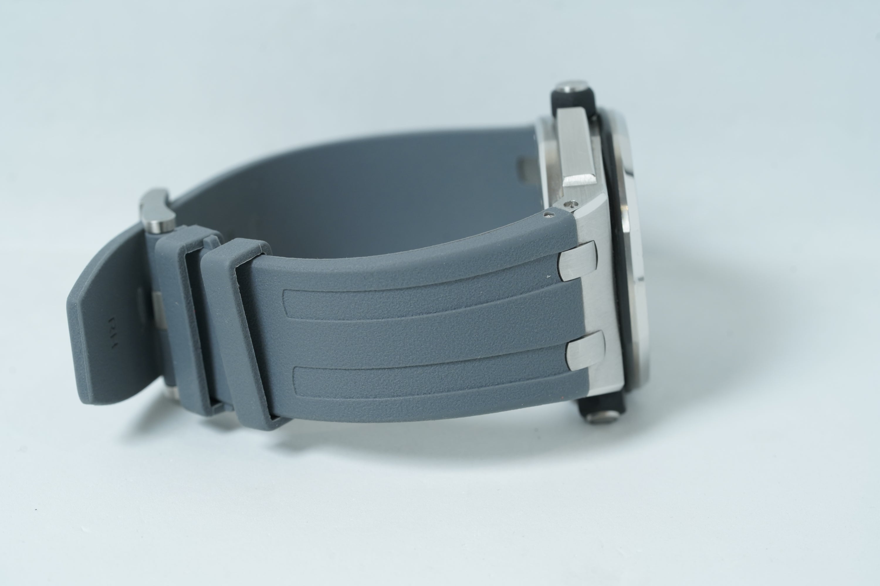 Audemars Piguet Royal Oak 15703ST Offshore Diver