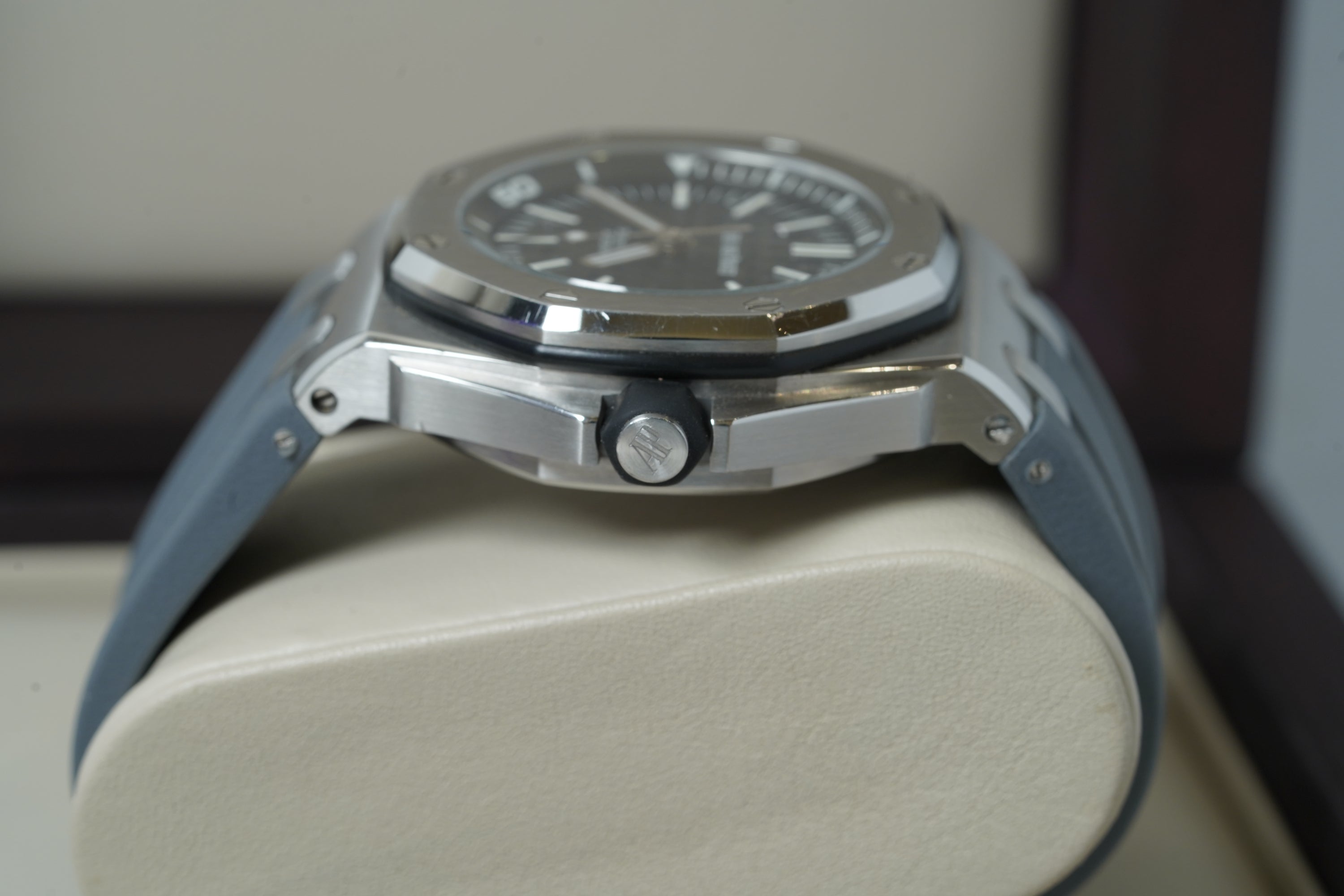 Audemars Piguet Royal Oak 15703ST Offshore Diver