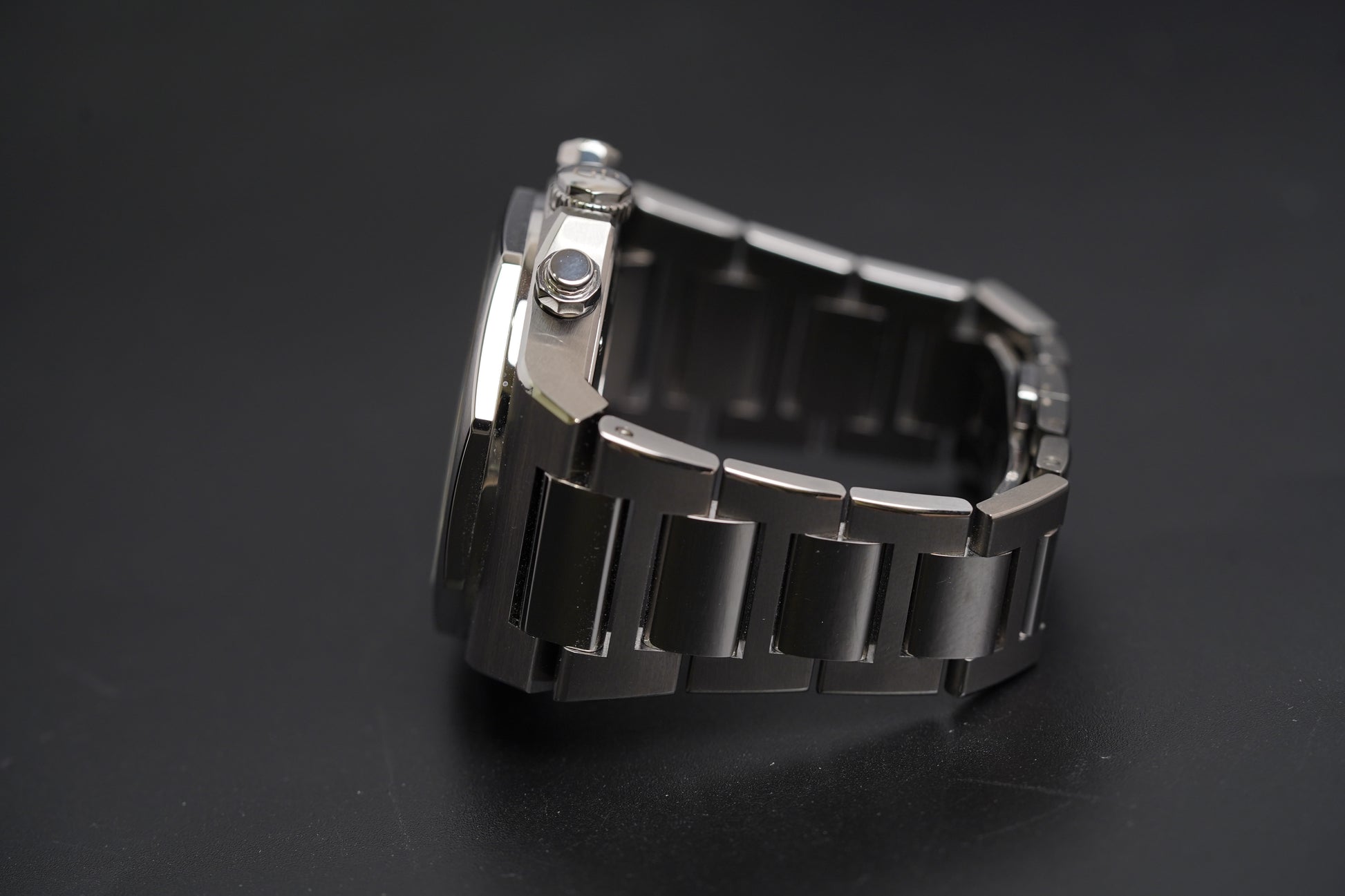 Girard-Perregaux Laureato Chronograph Ti49 (81020-21-3263-1CM)