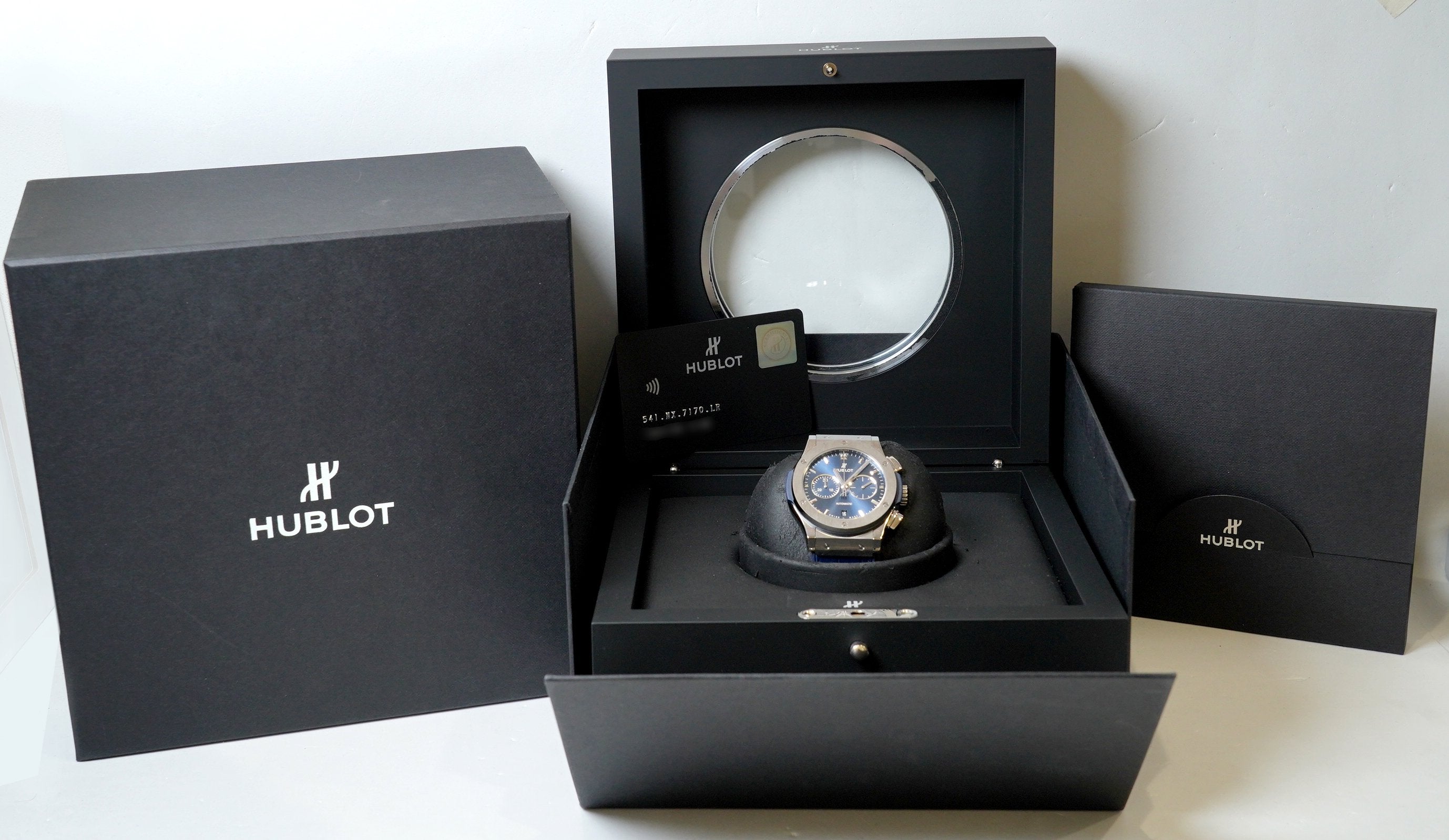 Hublot Classic Fusion Chronograph Titanium (541.NX.7170.LR)
