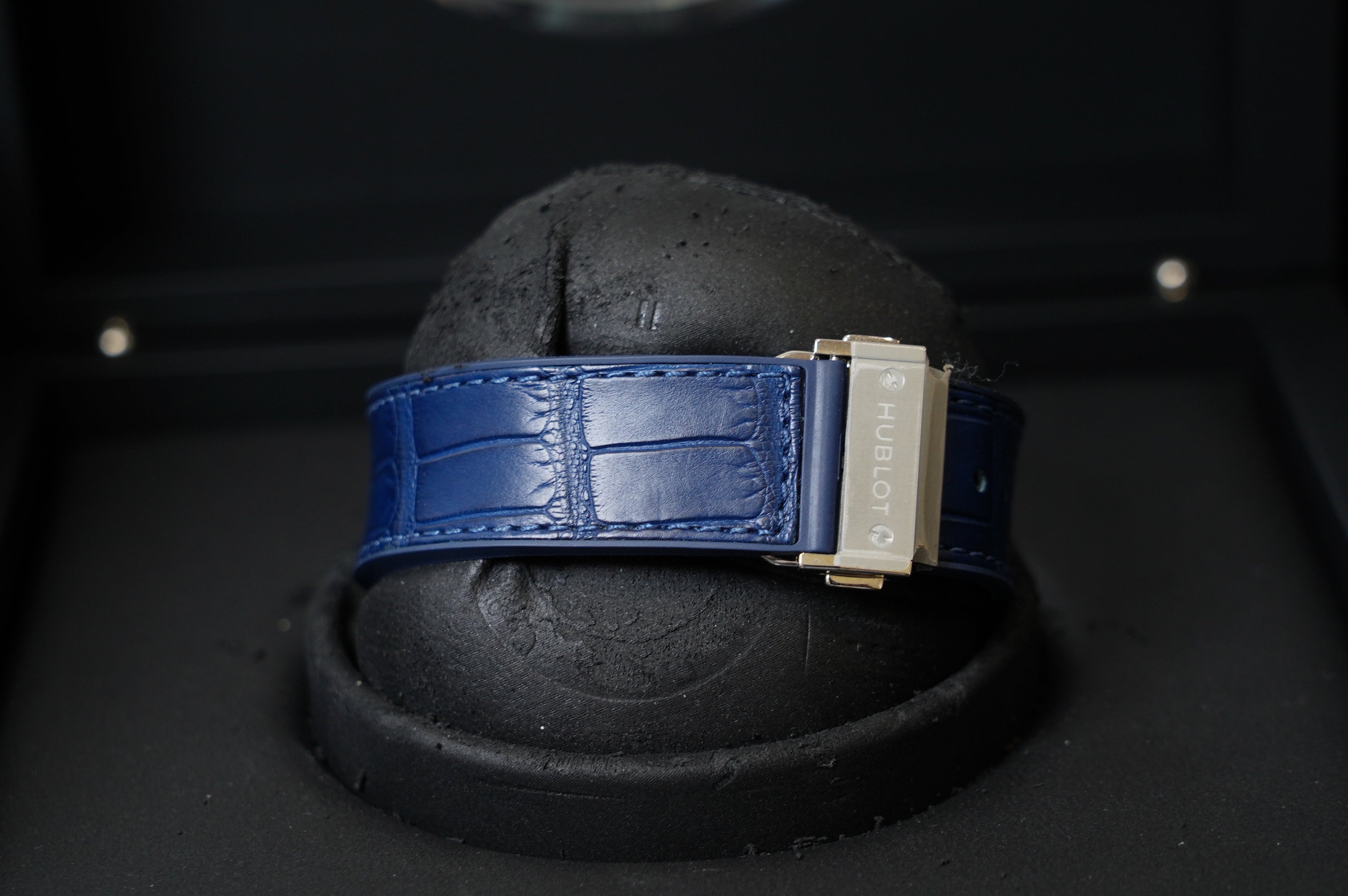 Hublot Classic Fusion Chronograph Titanium (541.NX.7170.LR)