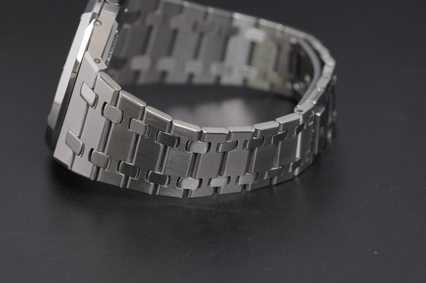 Audemars Piguet Royal Oak 39 Perpetual Calendar (25829SP.OO.0944SP.01)