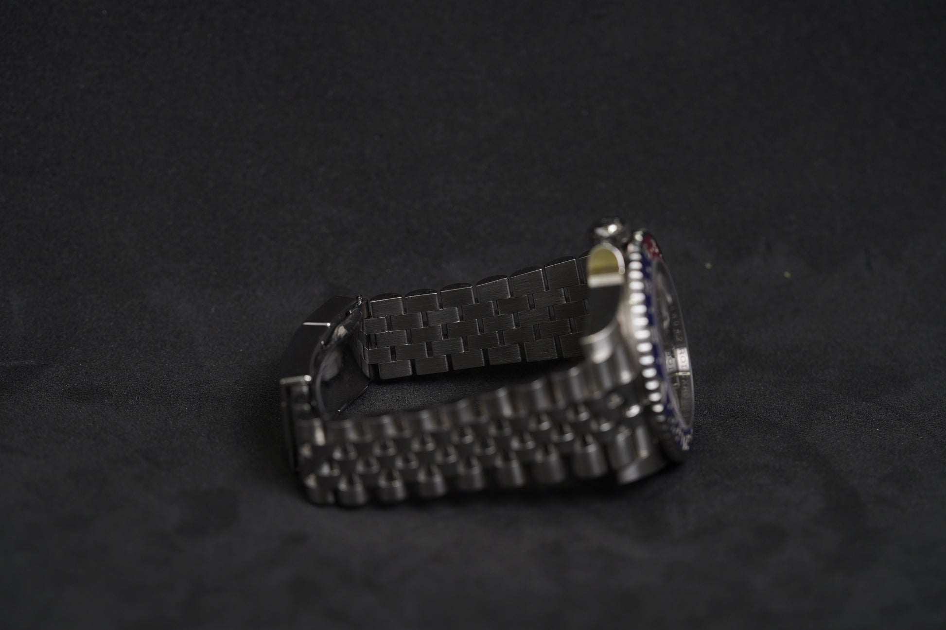 Rolex GMT-Master II - Pepsi (126710BLRO-0001)