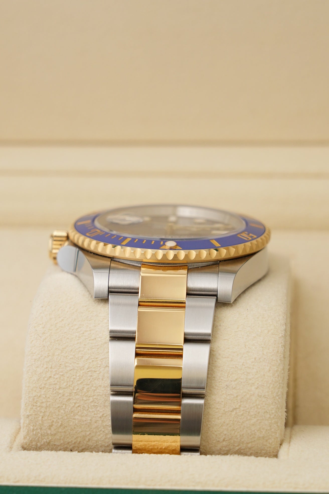 Rolex Submariner - Bluesy (126613LB-0002)