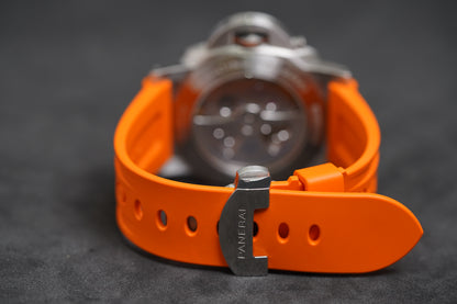Panerai Luminor GMT 44 (PAM01033)