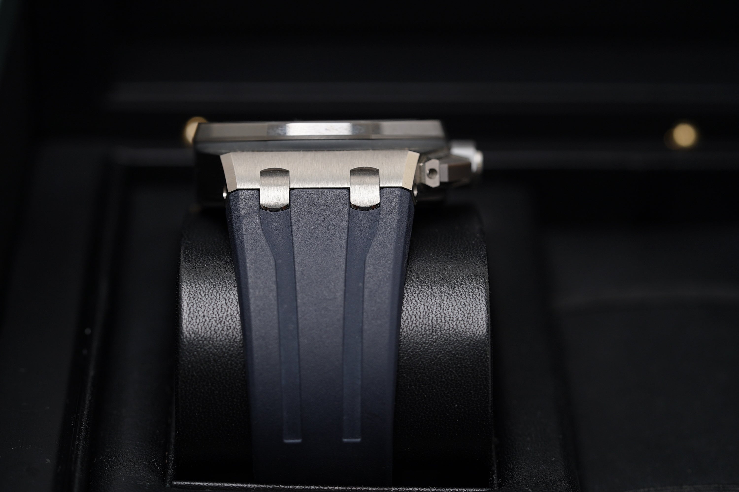 Audemars Piguet Royal Oak Offshore (26420IO.OO.A009CA.01)