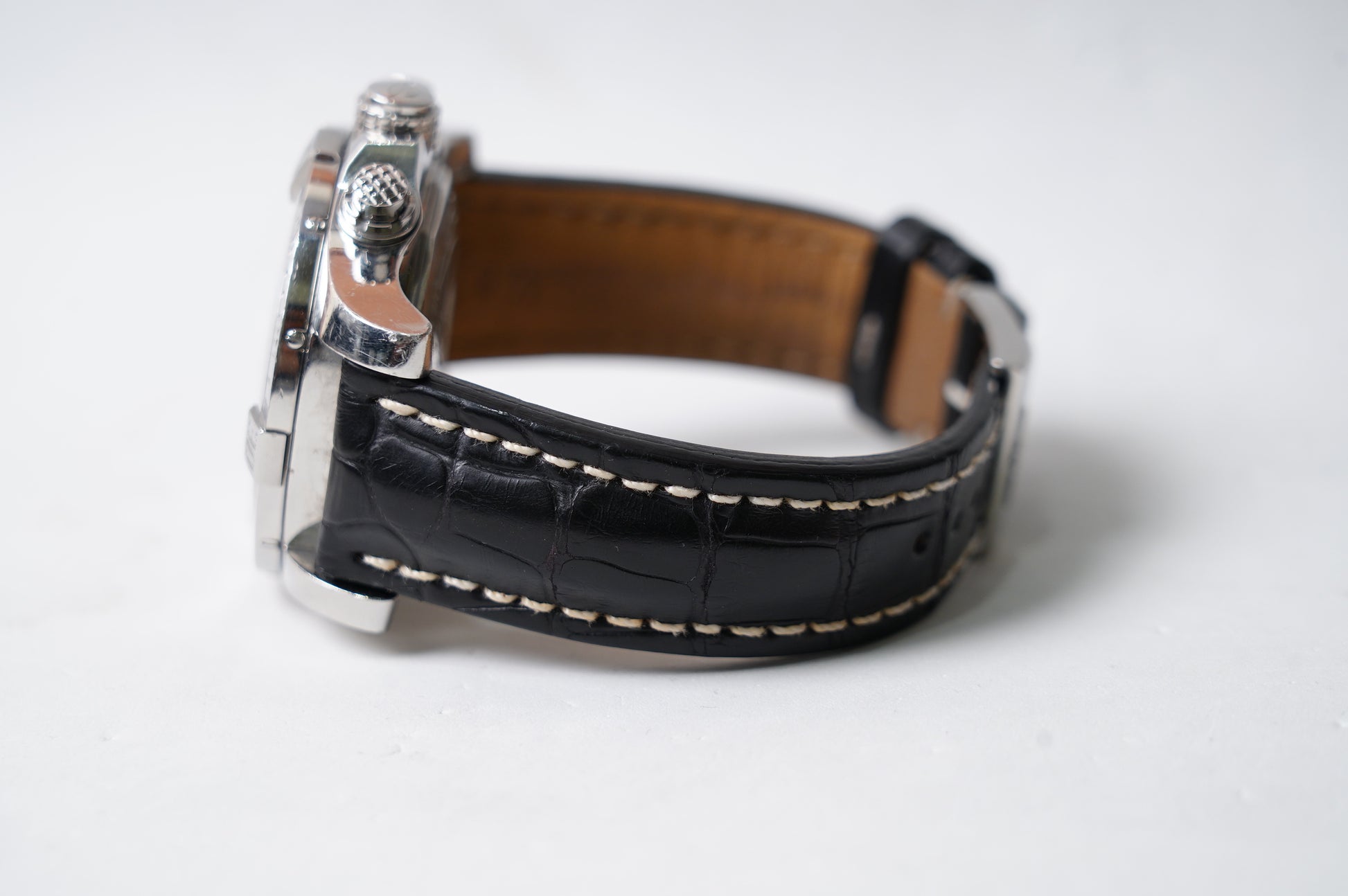 Breitling Super Avenger II (A1337111)