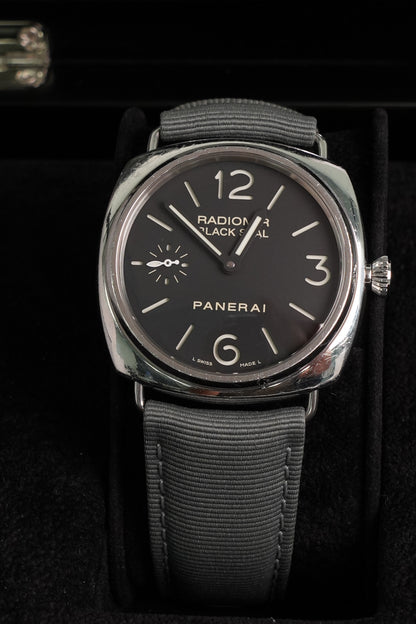 Panerai Radiomir Black Seal Manual (PAM00183)