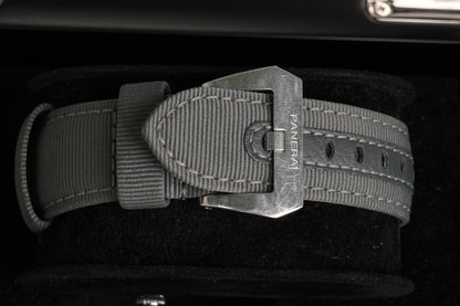 Panerai Radiomir Black Seal Manual (PAM00183)