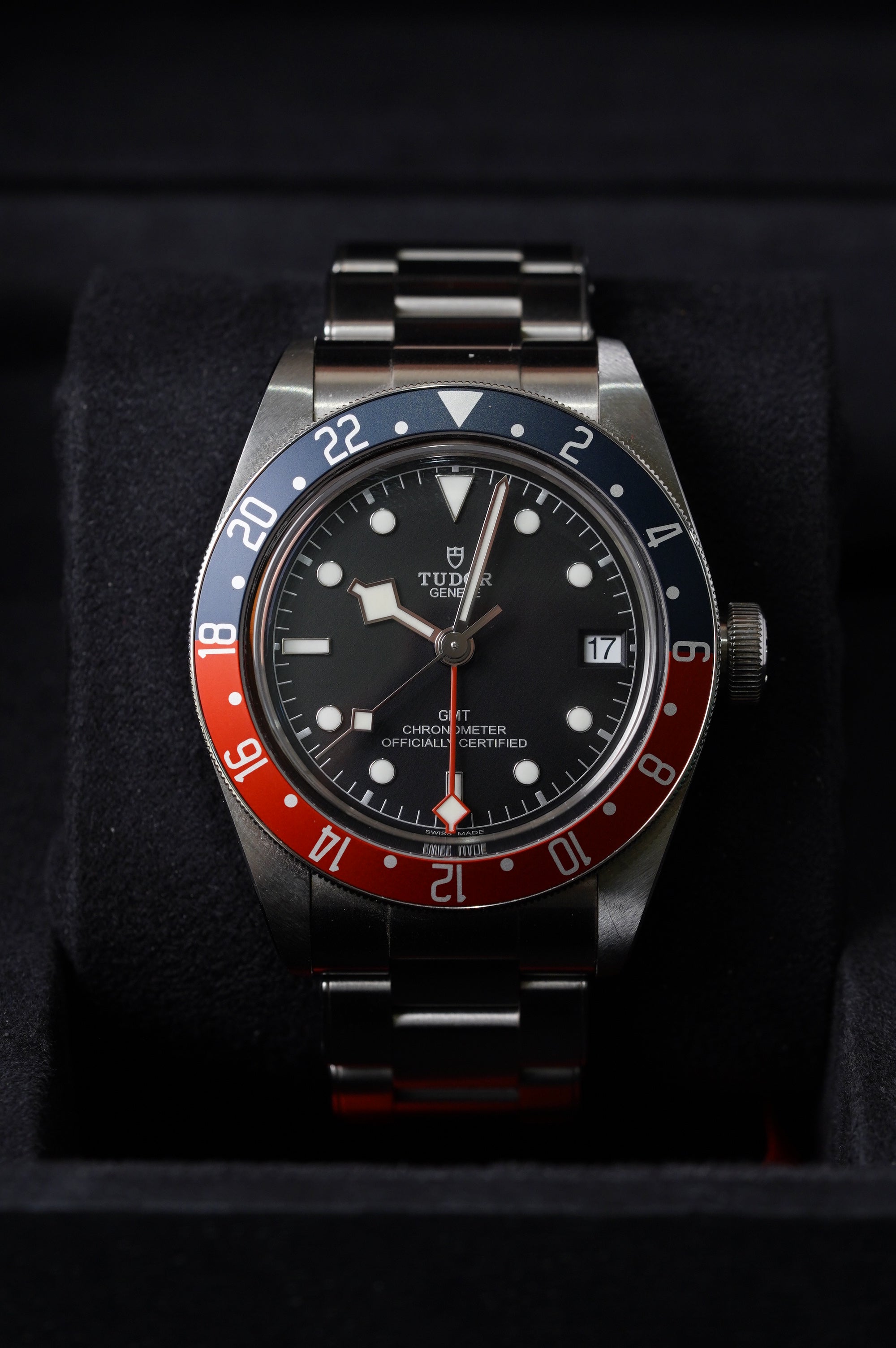 Tudor Black Bay GMT Pepsi 41 mm (M79830RB-0001)