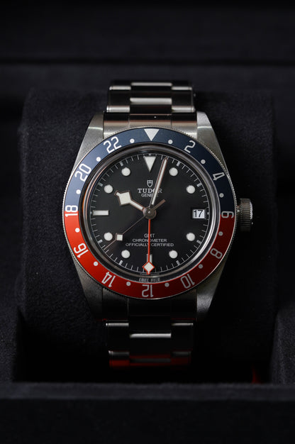 Tudor Black Bay GMT Pepsi 41 mm (M79830RB-0001)