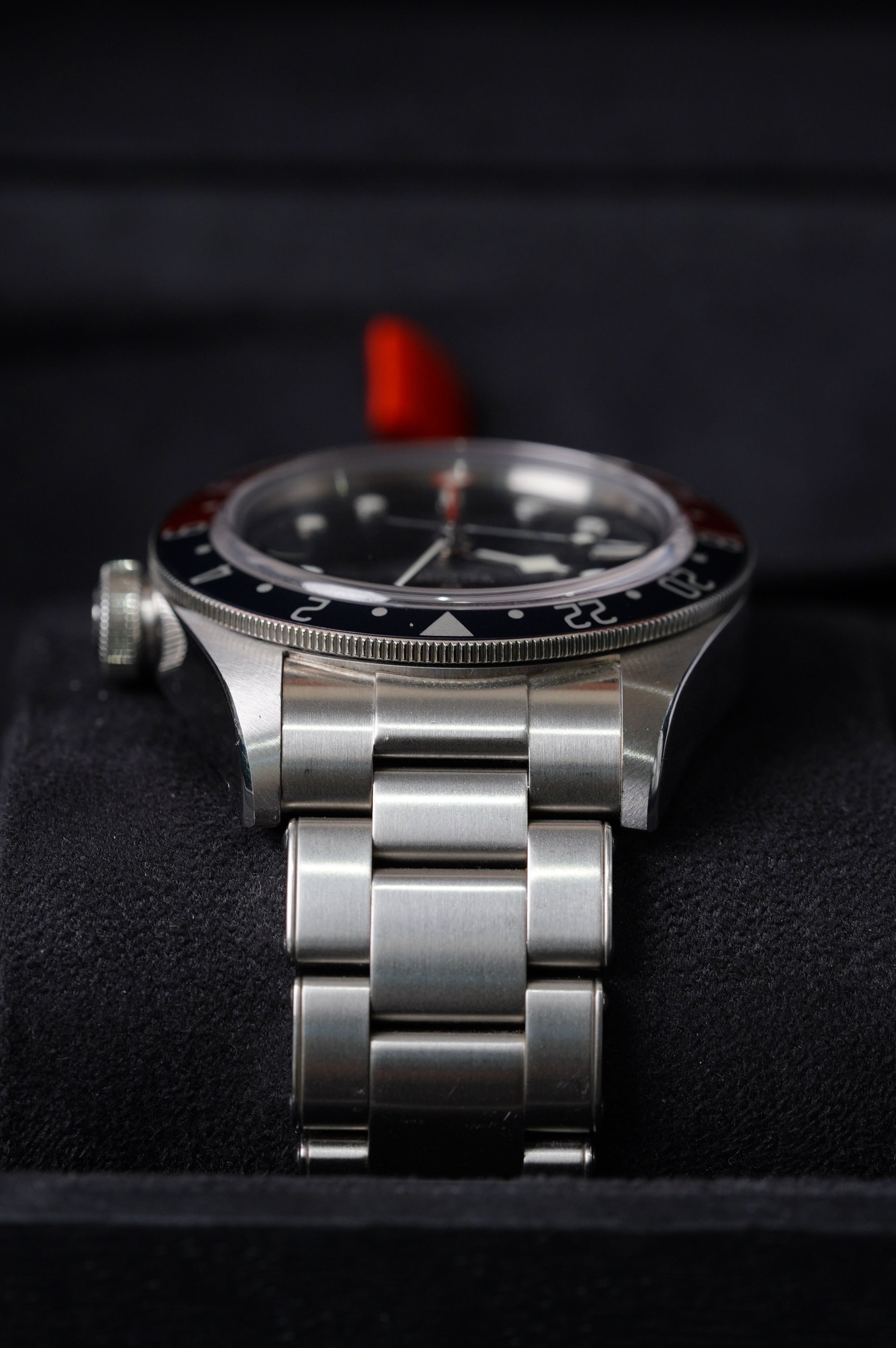 Tudor Black Bay GMT Pepsi 41 mm (M79830RB-0001)