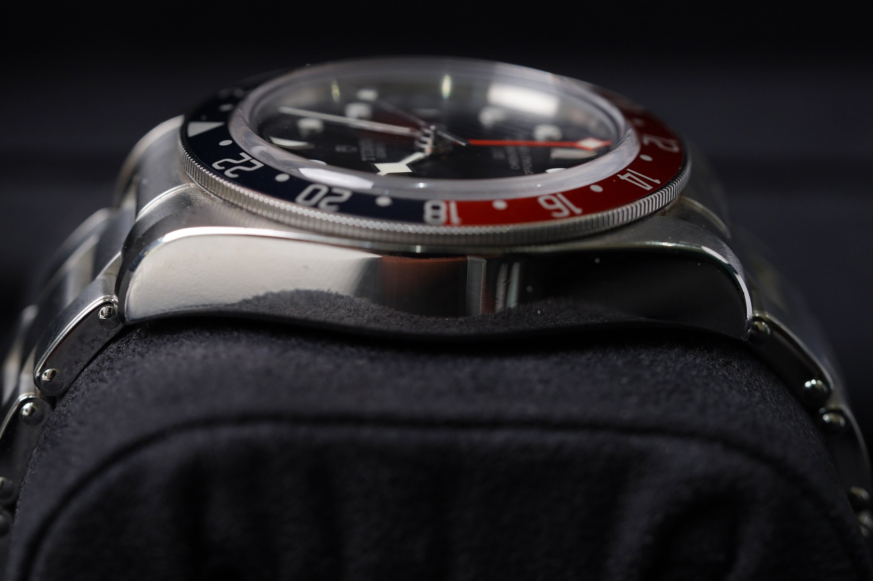 Tudor Black Bay GMT Pepsi 41 mm (M79830RB-0001)