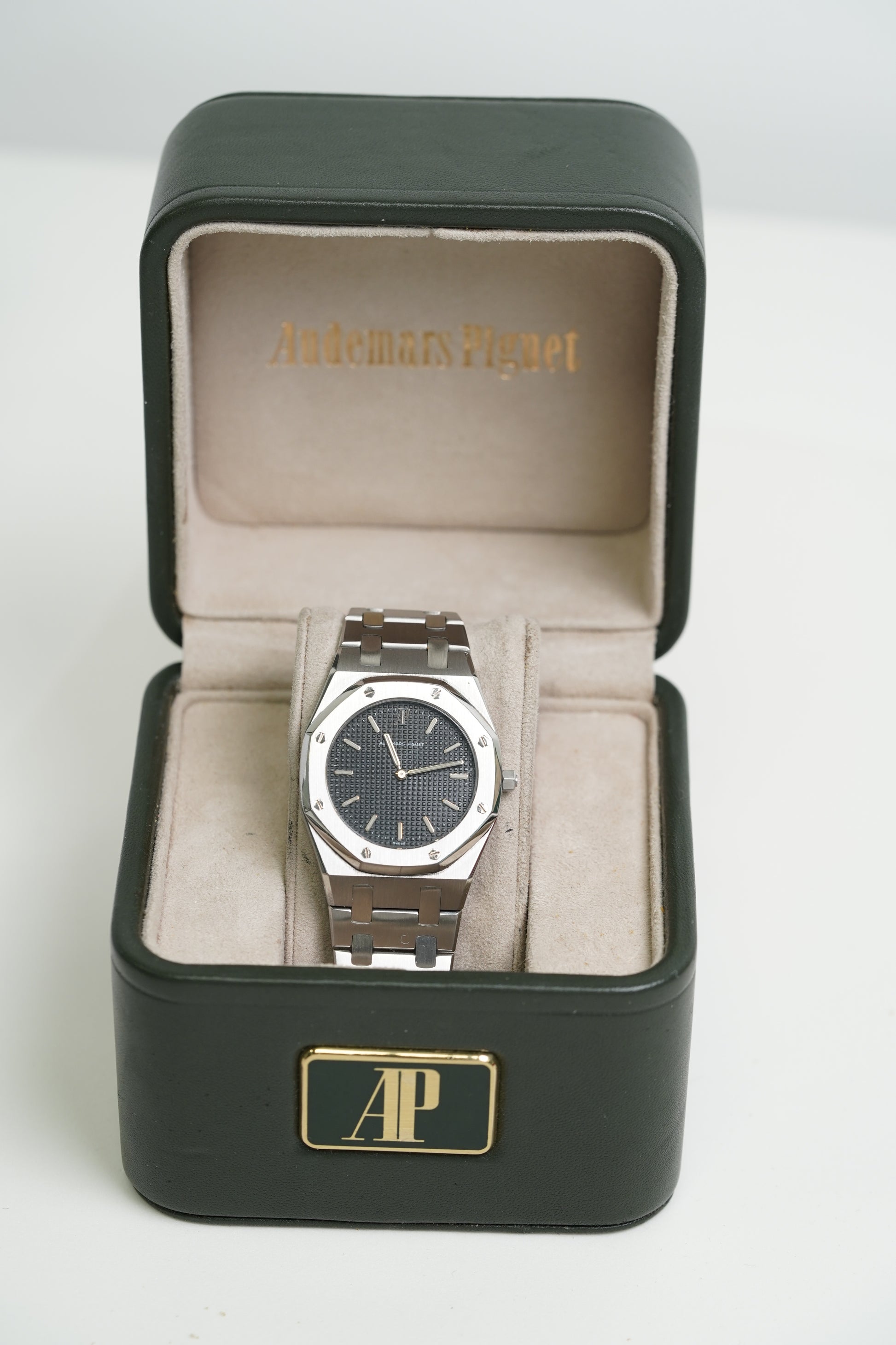 Audemars Piguet Royal Oak (66007ST)