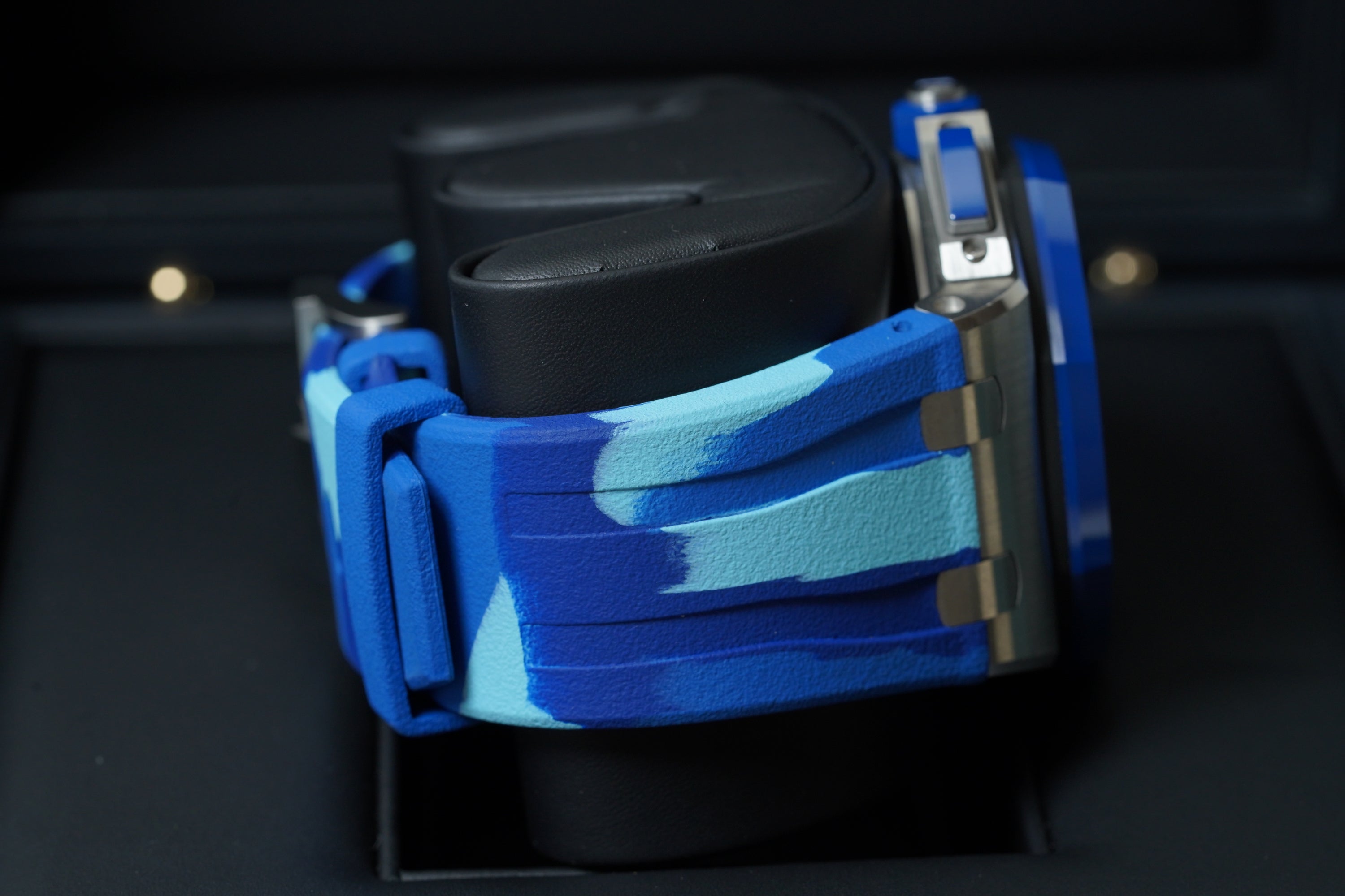 Audemars Piguet Royal Oak Offshore Chronograph "Camouflage Blue" (26400SO.OO.A335CA.01)