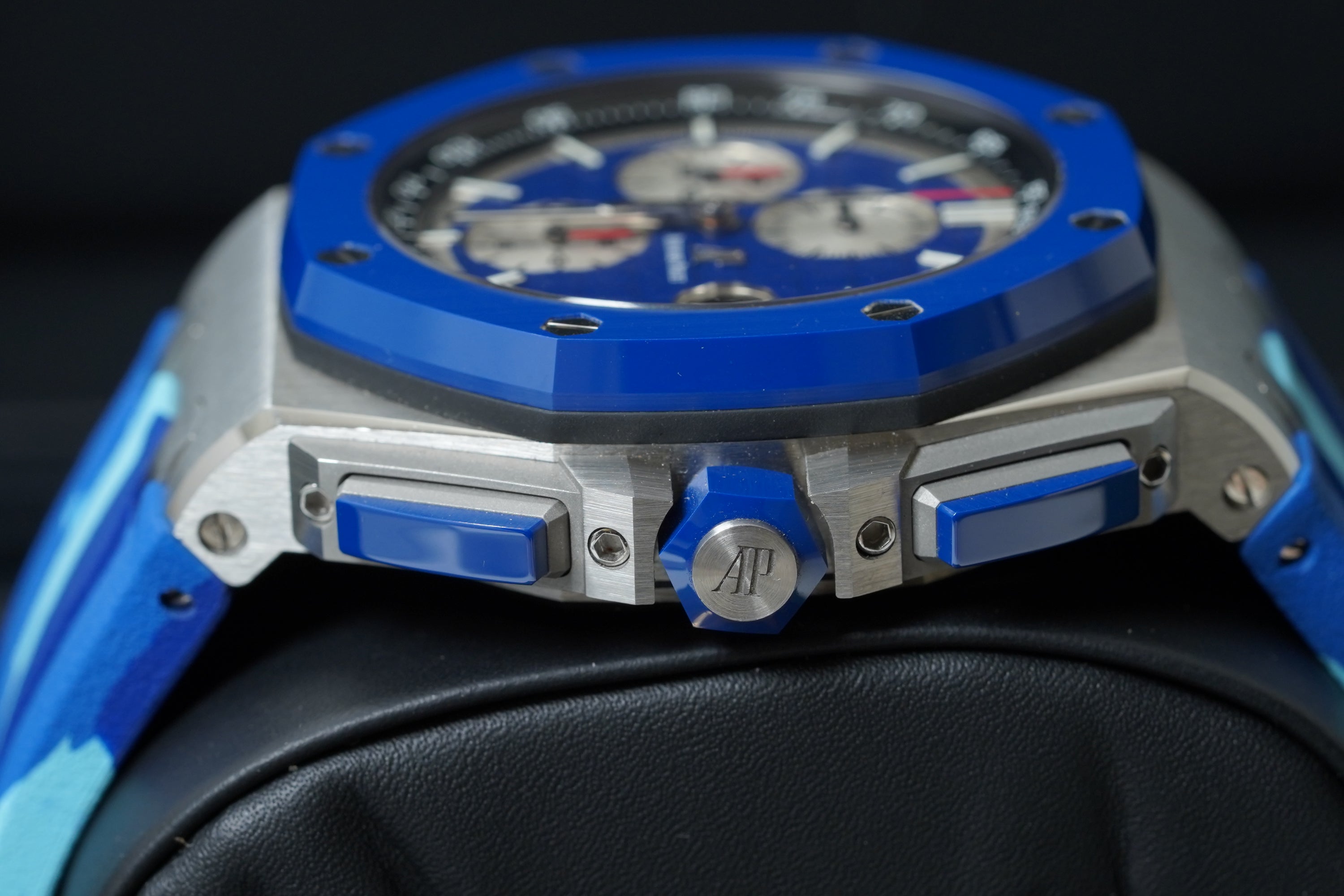 Audemars Piguet Royal Oak Offshore Chronograph "Camouflage Blue" (26400SO.OO.A335CA.01)