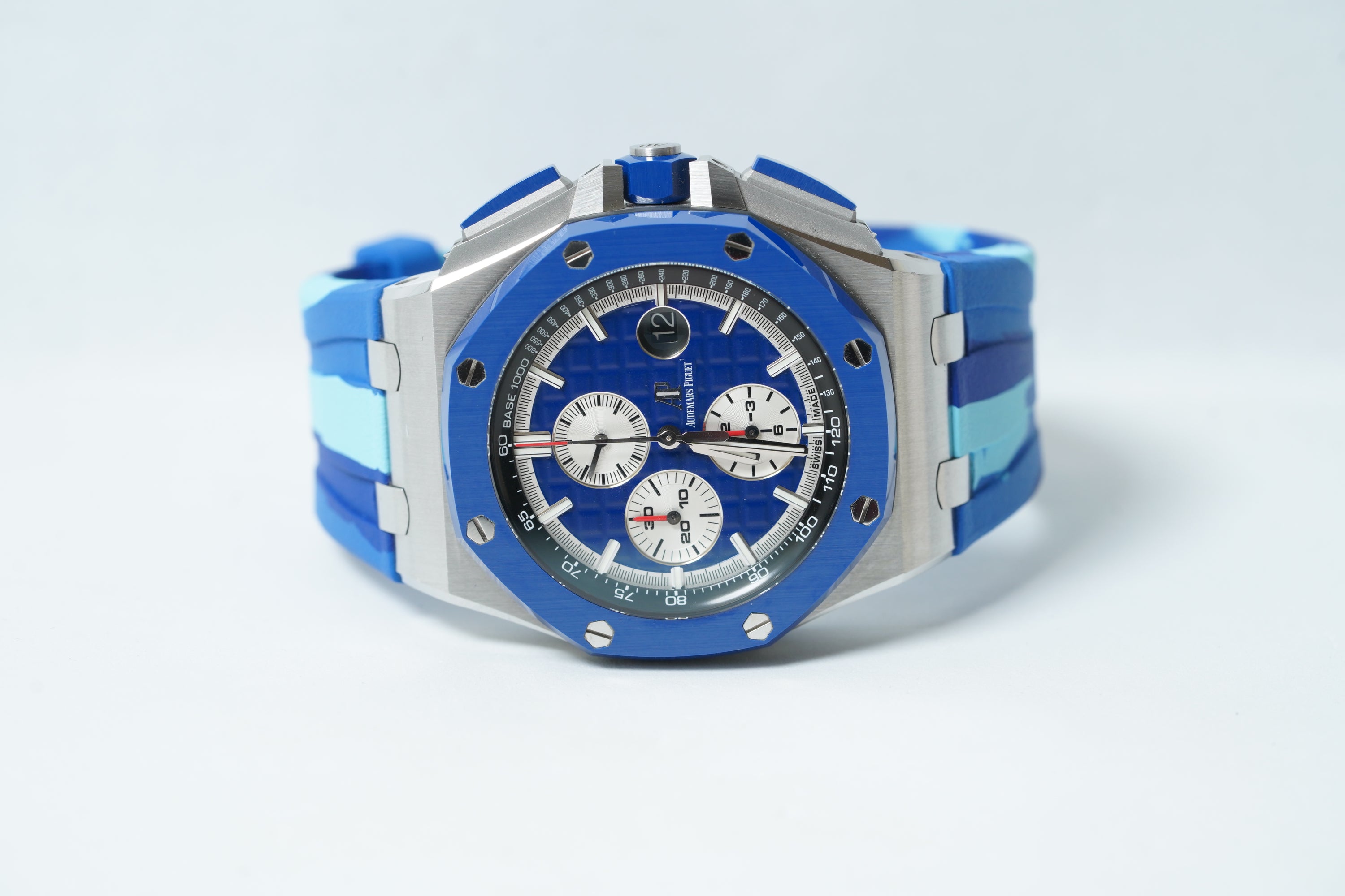 Audemars Piguet Royal Oak Offshore Chronograph "Camouflage Blue" (26400SO.OO.A335CA.01)