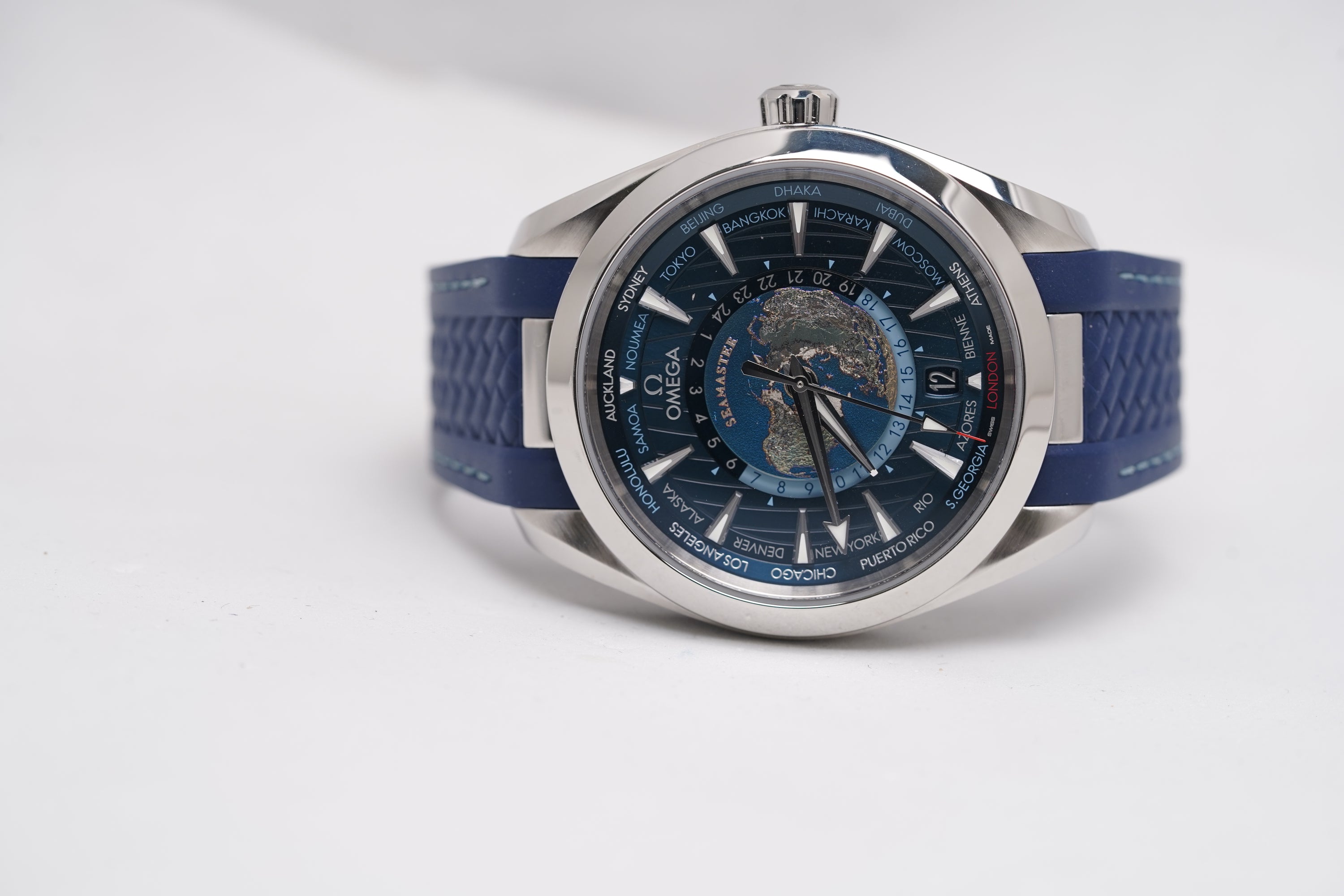 Omega Seamaster Aqua Terra Worldtimer 150M (220.12.43.22.03.001)