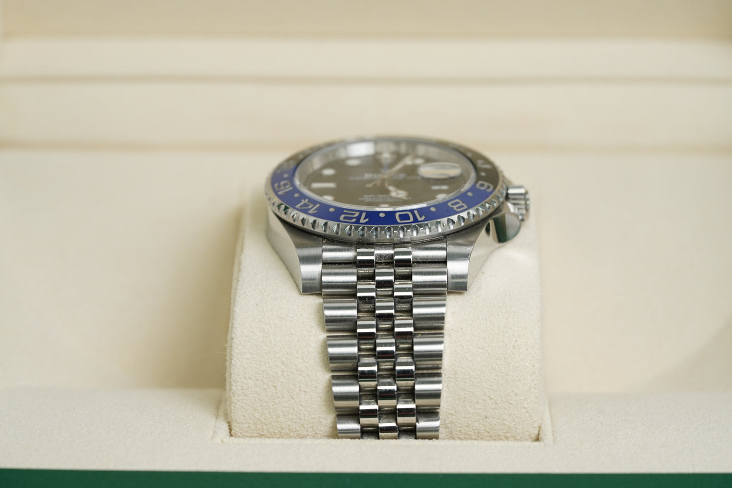 Rolex GMT-Master II - Batgirl (126710BLNR-0002)