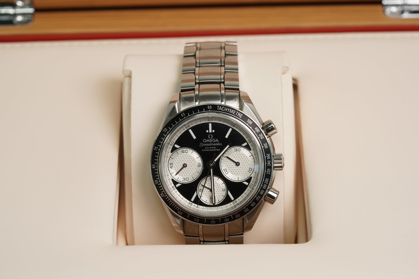 Omega Speedmaster Racing (326.30.40.50.01.002)