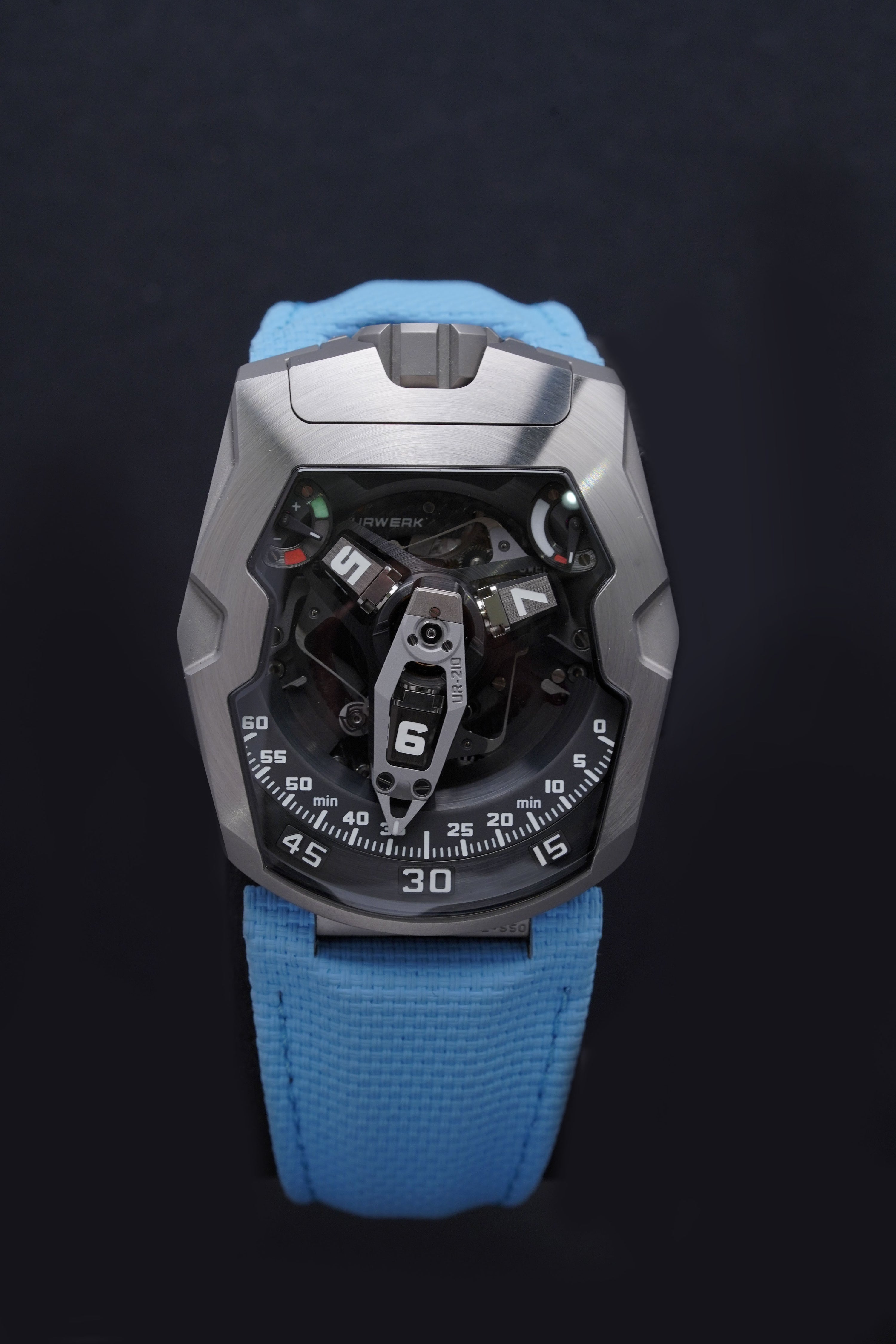 Urwerk Maltese Falcon 210 Limited to 35 Pieces  (UR-210)