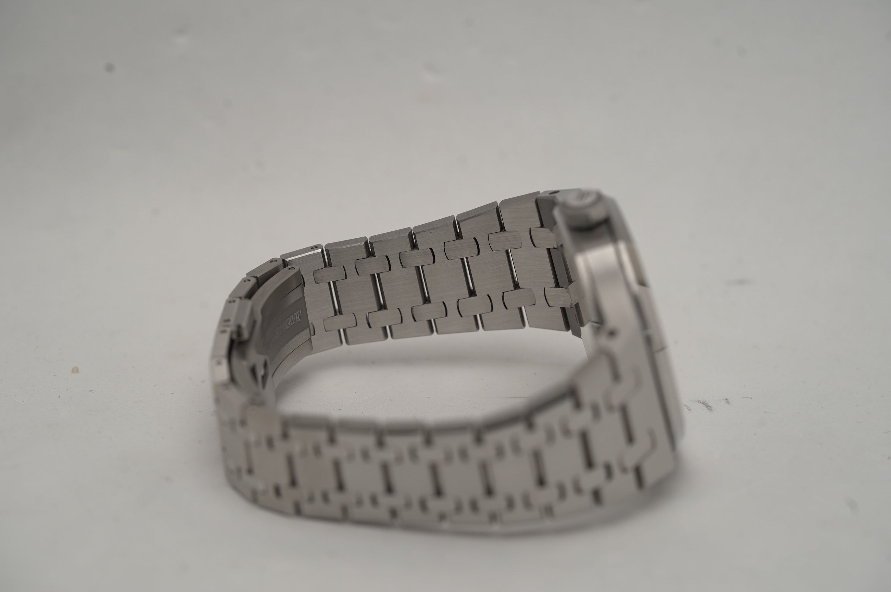 Audemars Piguet Royal Oak 37 mm (15550ST.OO.1356ST.08)