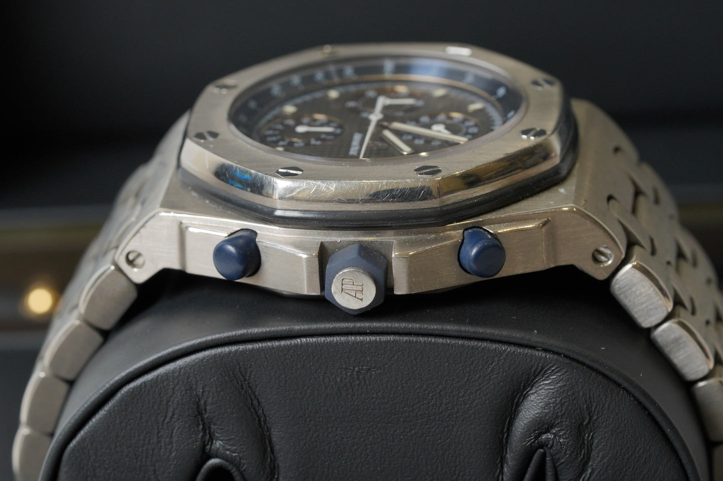 Audemars Piguet Royal Oak Offshore Chronograph (25721TI.OO.1000T1.01)