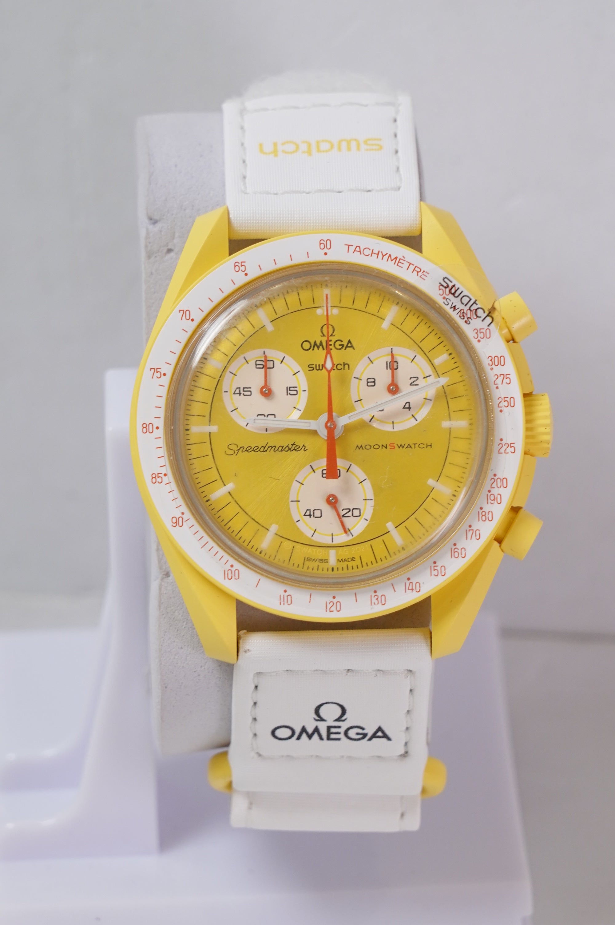 Omega X Swatch Mission To the Sun Quartz (SO33J100)