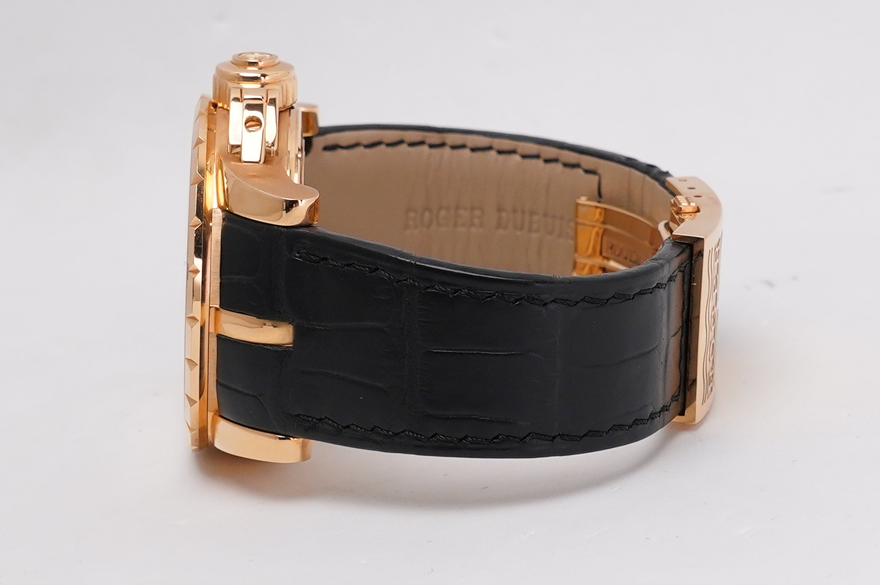 Roger Dubuis Flying Tourbillon - Limited Edition 88pcs (RDDBEX0216)