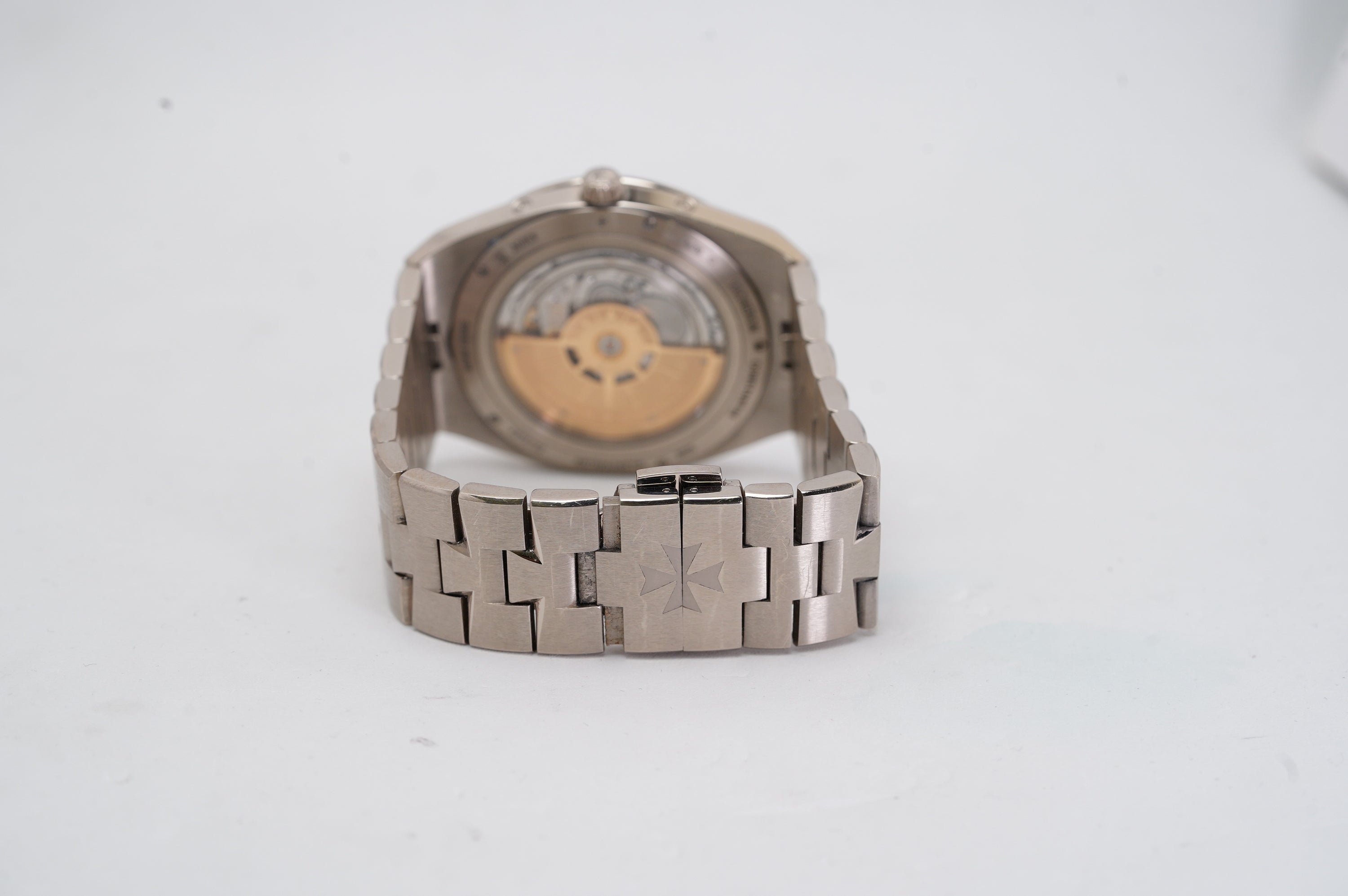 Vacheron Constantin Overseas Ultra-Thin Perpetual Calendar (4300V/120G-B102)