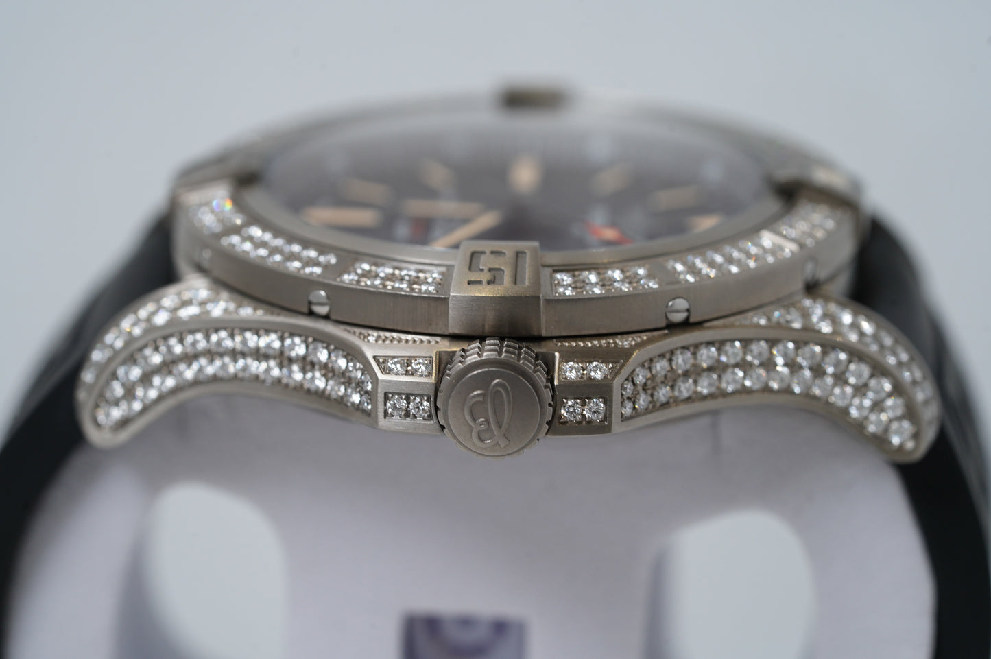 Breitling Avenger BlackBird (E1731063)