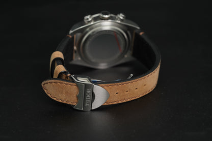 Tudor Heritage Black Bay Chronograph (M79350)