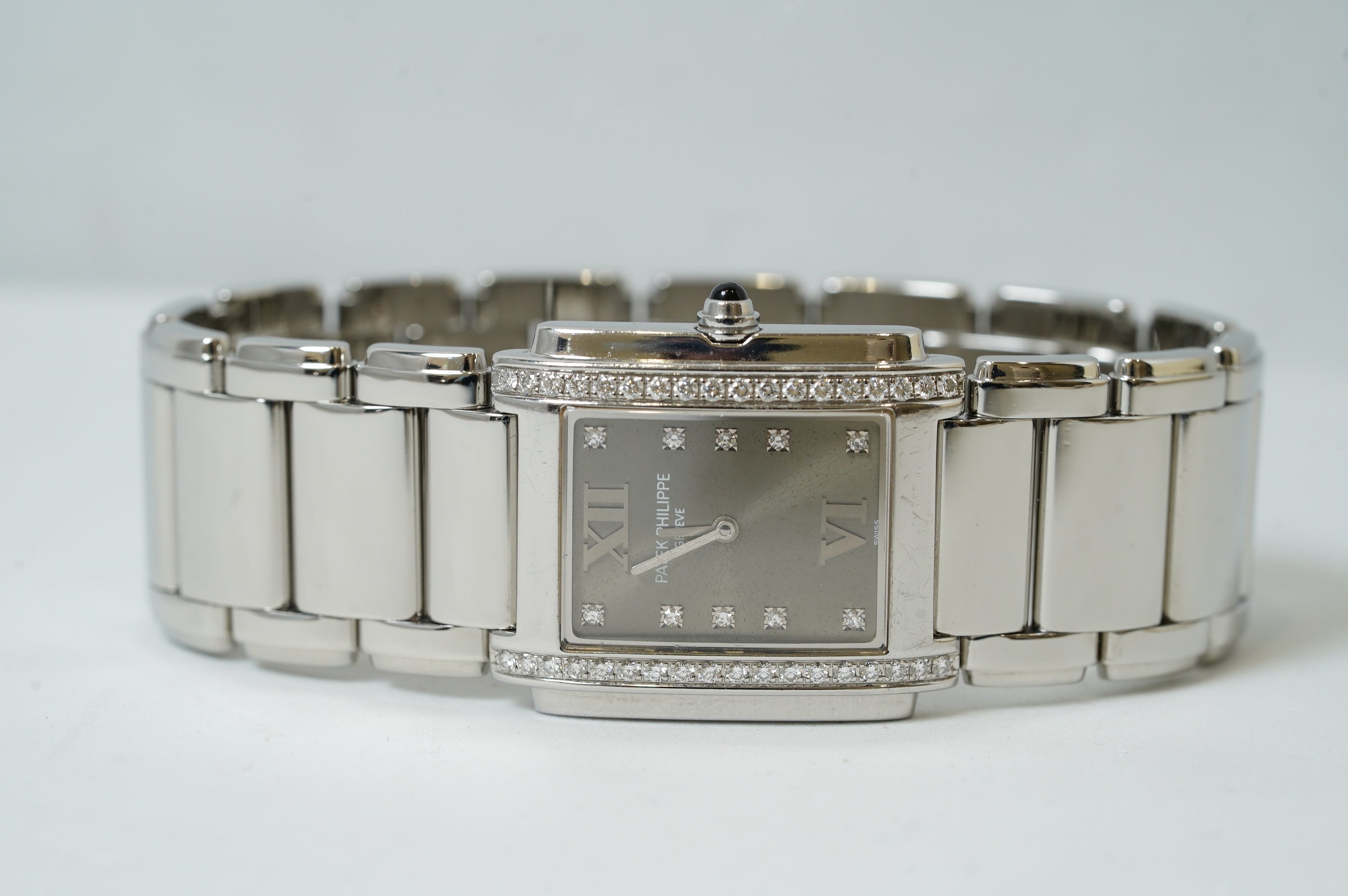 Patek Philippe Twenty-4 Grey (4910/10A-010)