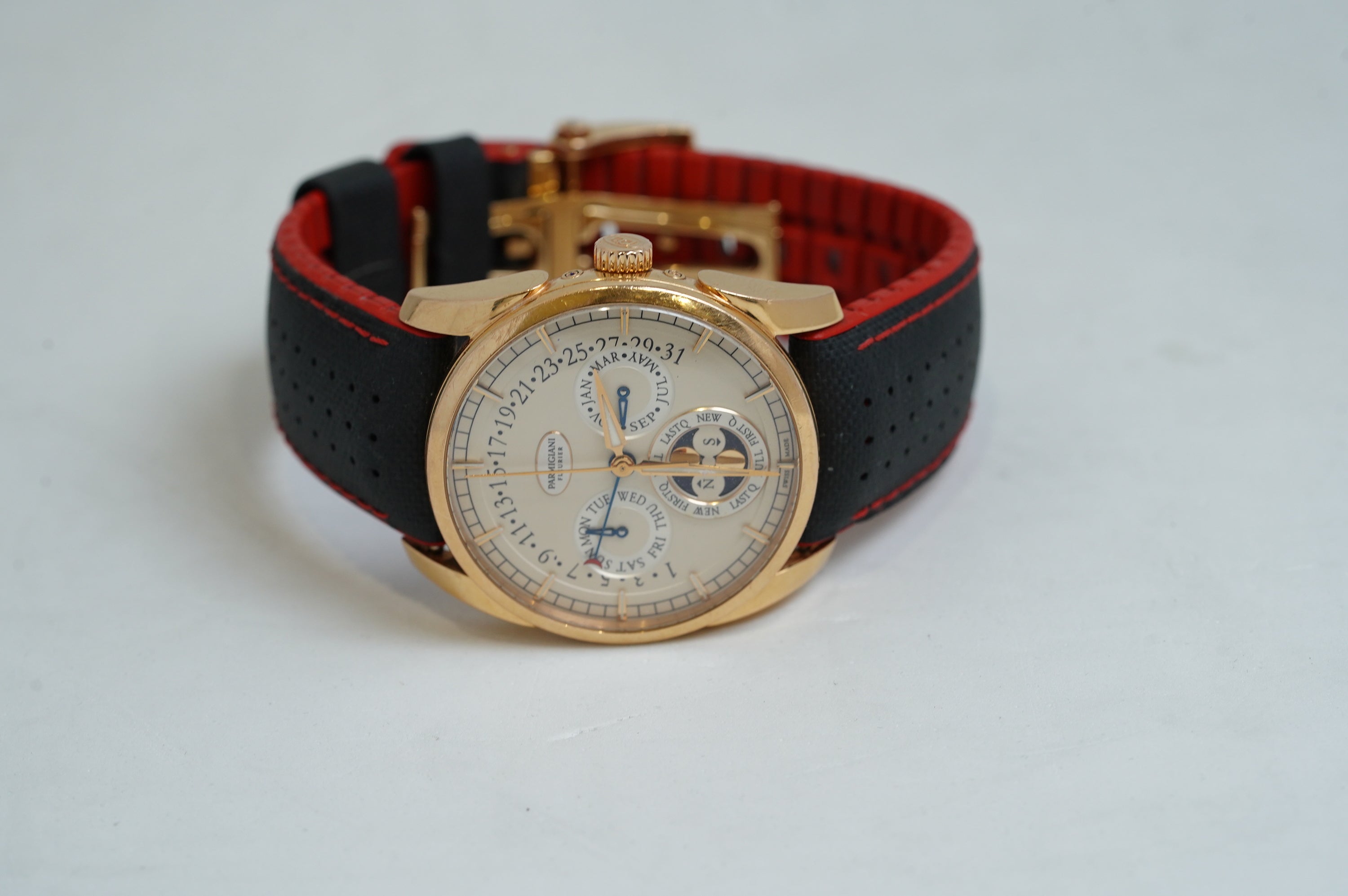 Parmigiani Fleurier Tonda Annual Calendar 40mm (PFC272)