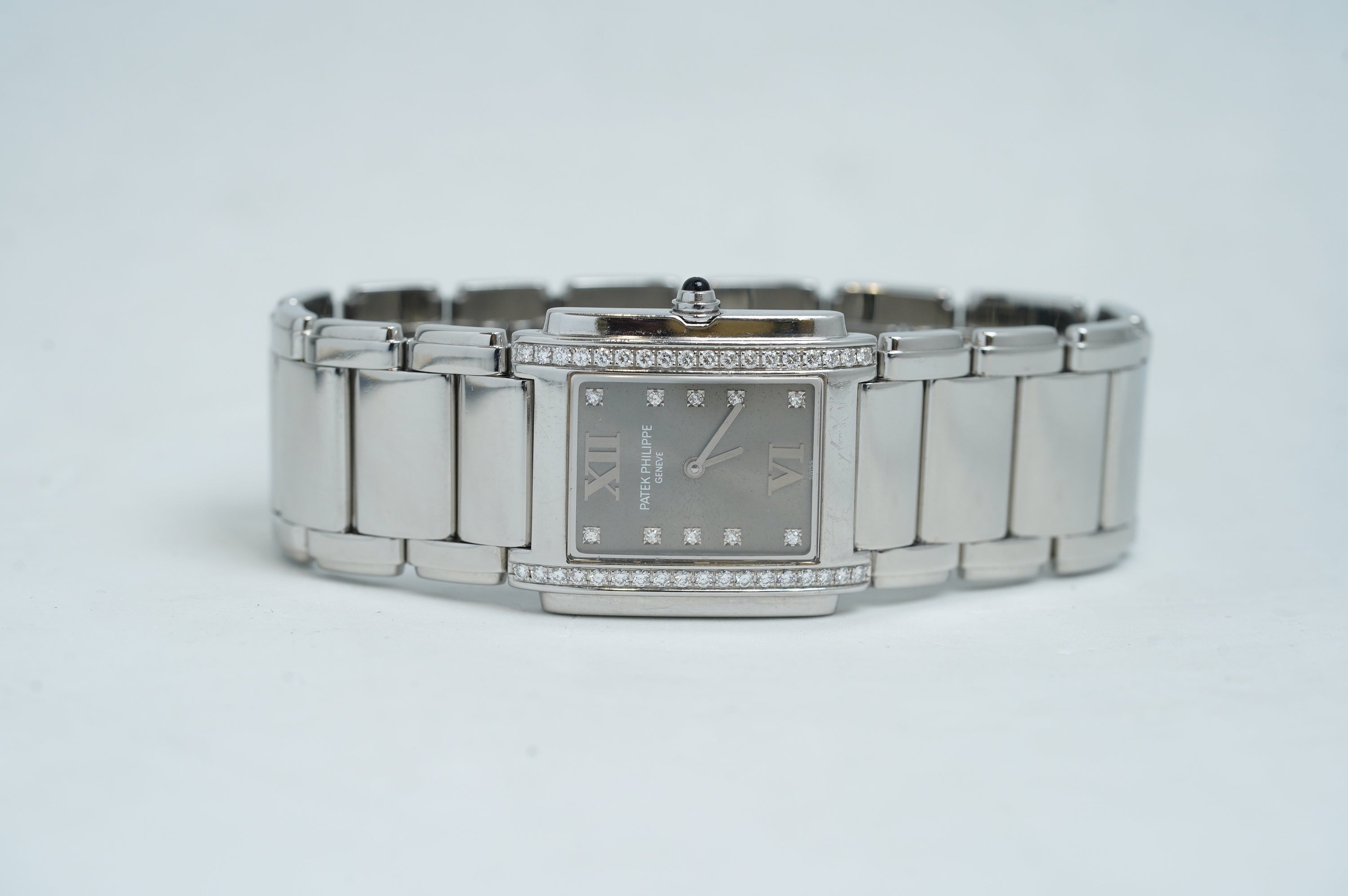 Patek Philippe Twenty-4 Grey (4910/10A-010)
