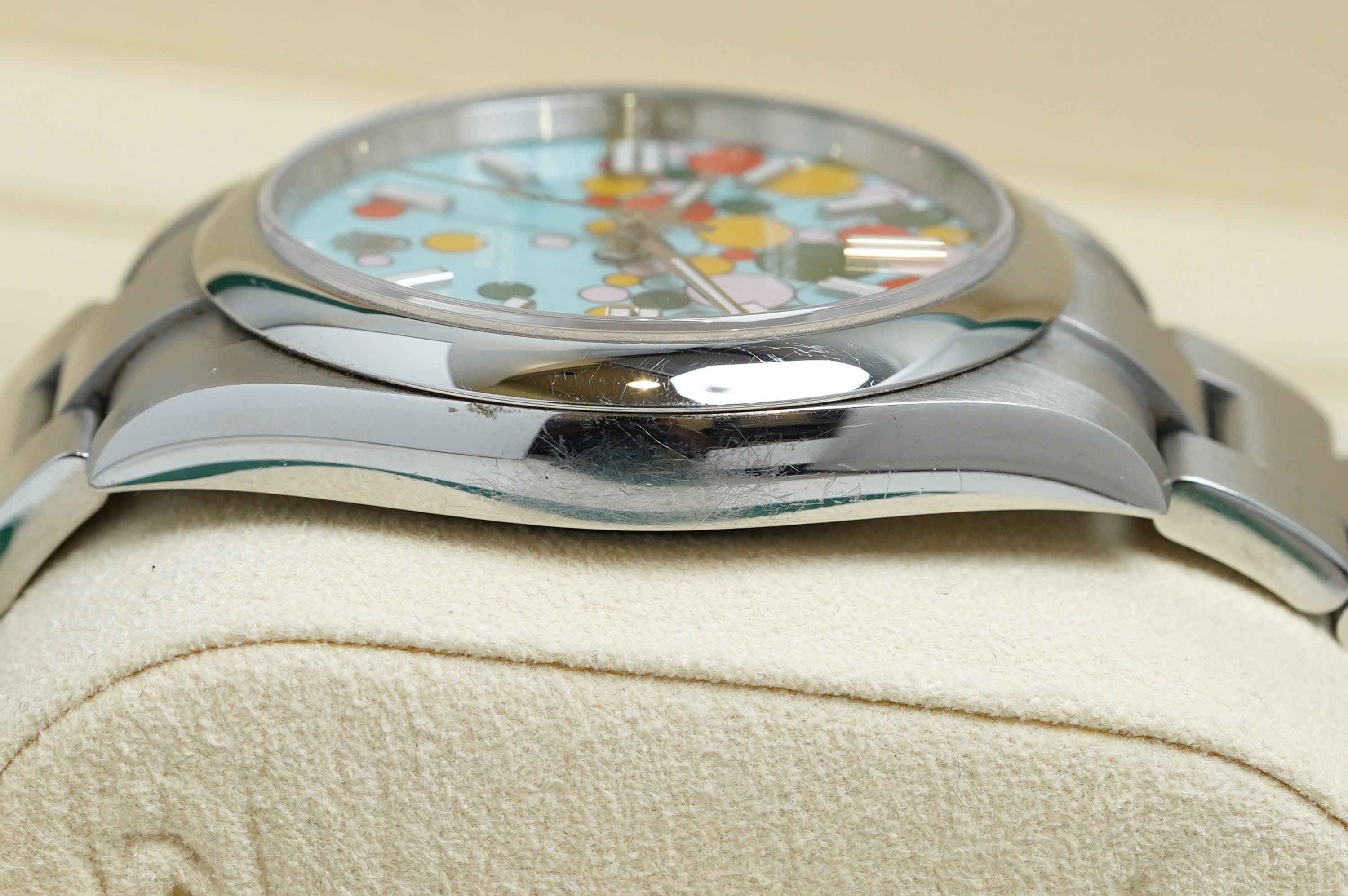 Rolex Oyster Perpetual 41 - Celebration (124300-0008)