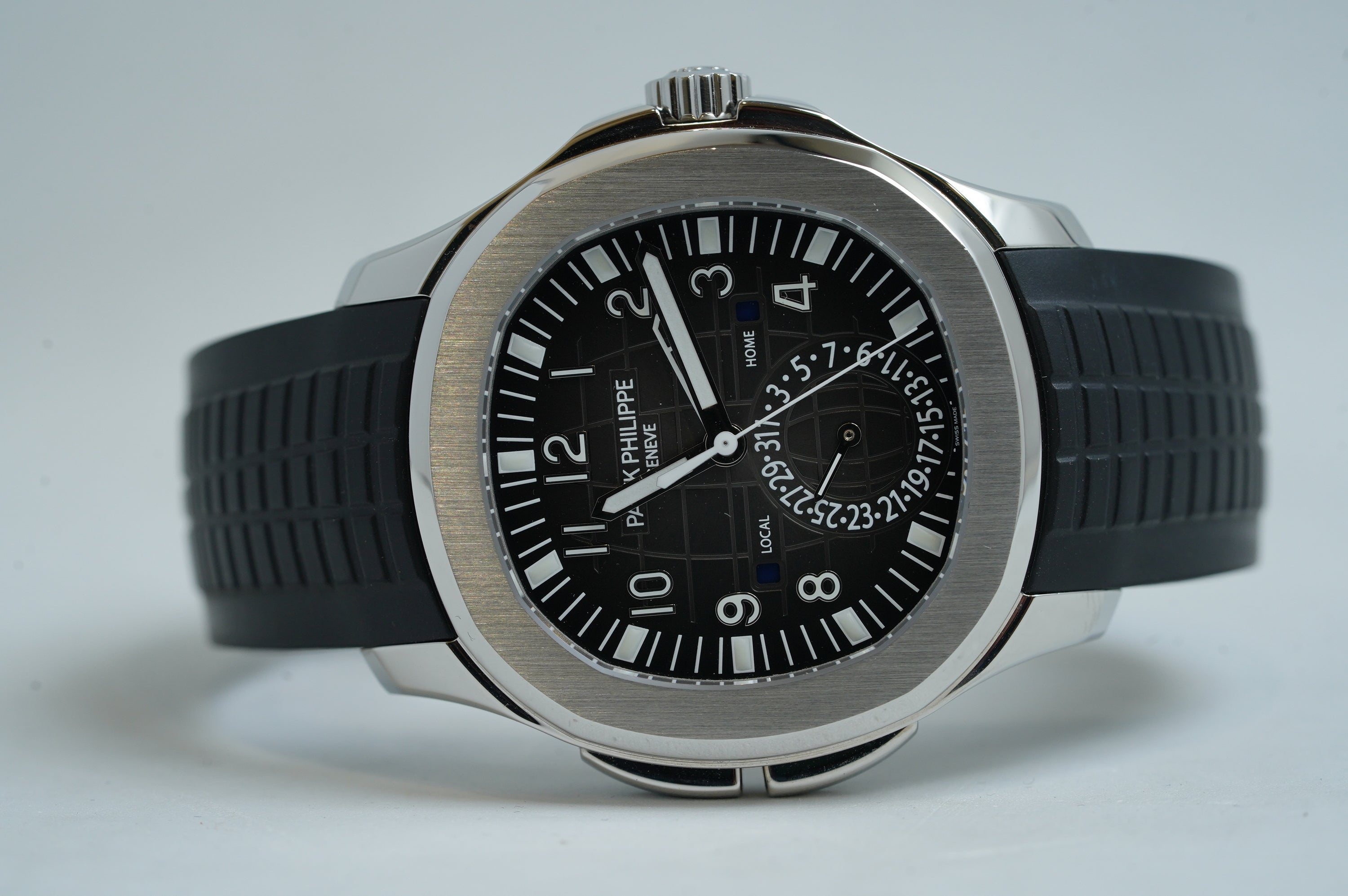 Patek Philippe Aquanaut (5164A-001)