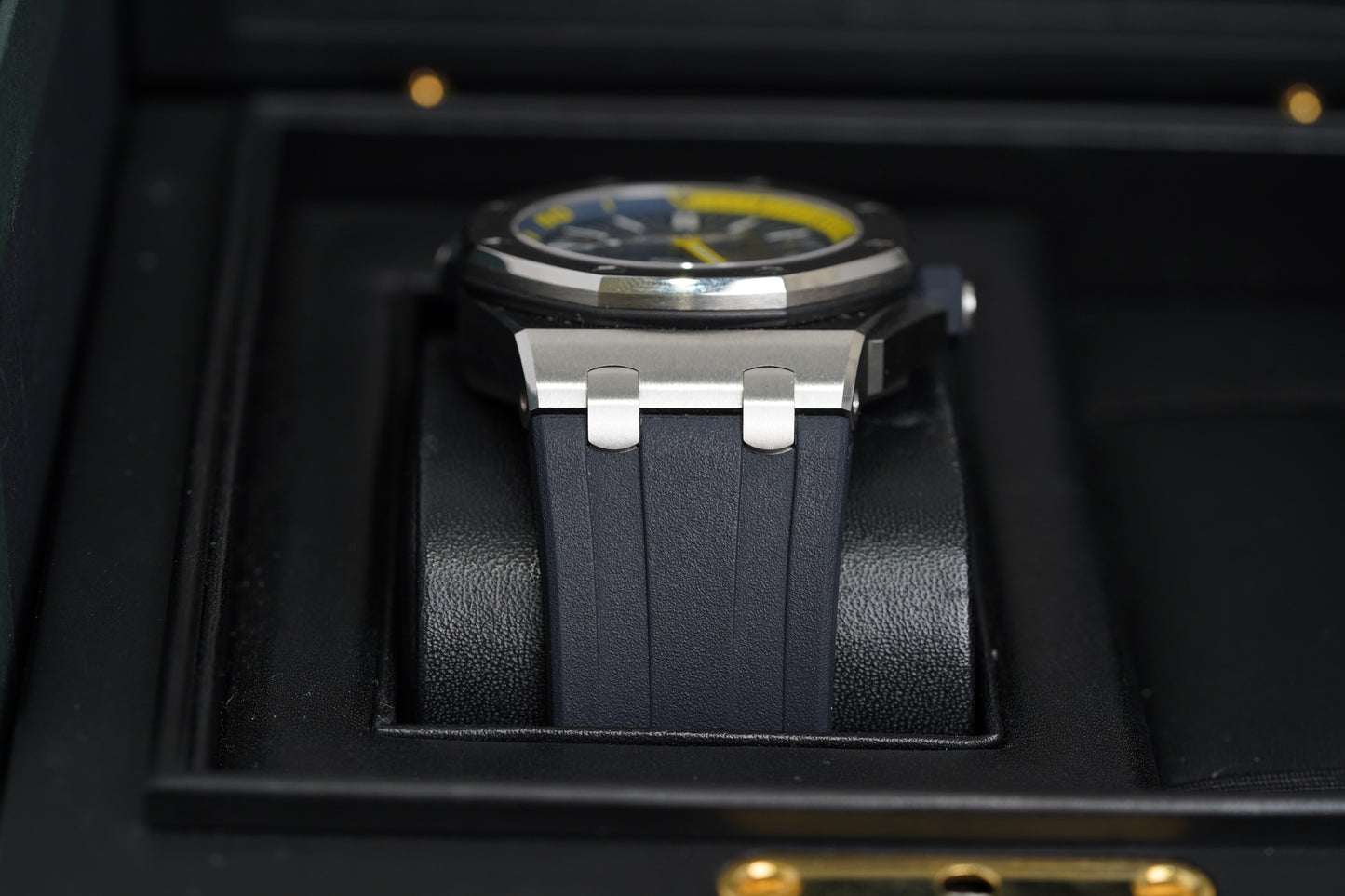 Audemars Piguet Royal Oak Offshore 42 (15710ST.OO.A027CA.01)