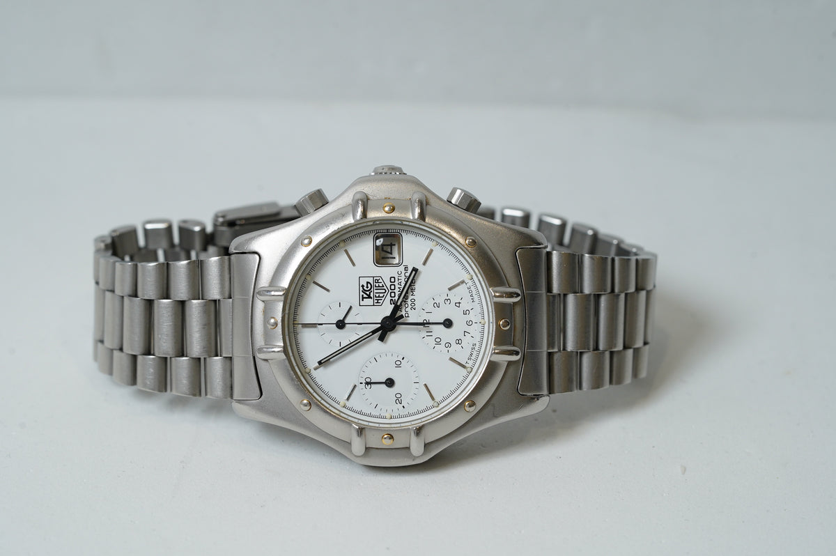 TAG Heuer - 2000 Automatic Professional Chronograph (154.006)
