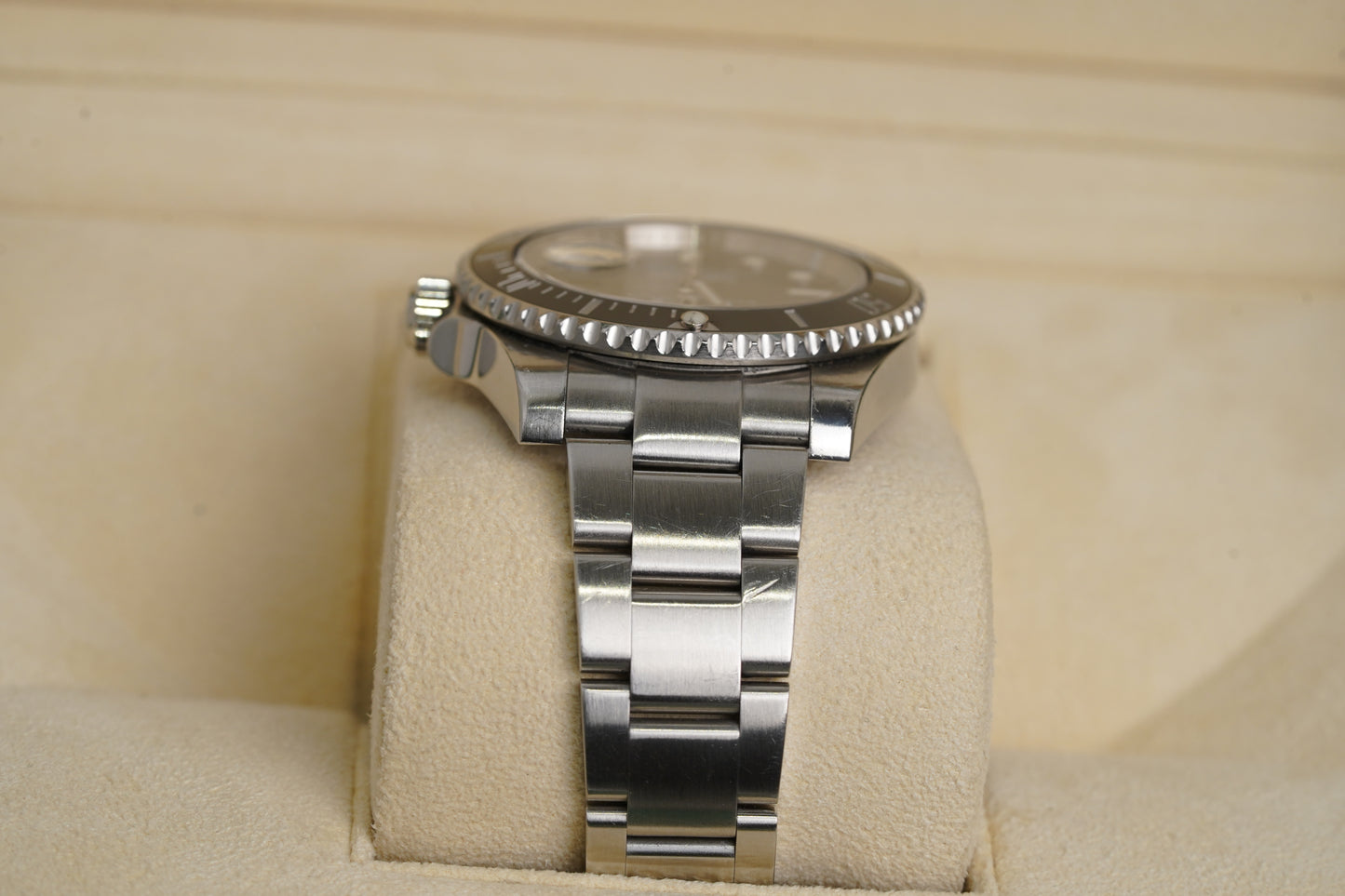 Rolex Submariner Date (116610LN)