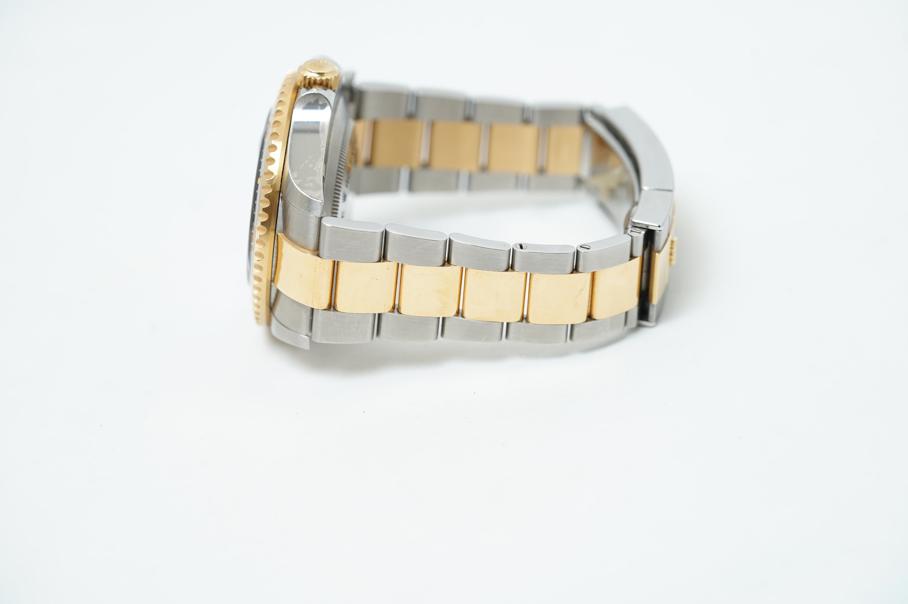 Rolex Sea-Dweller (126603-0001)