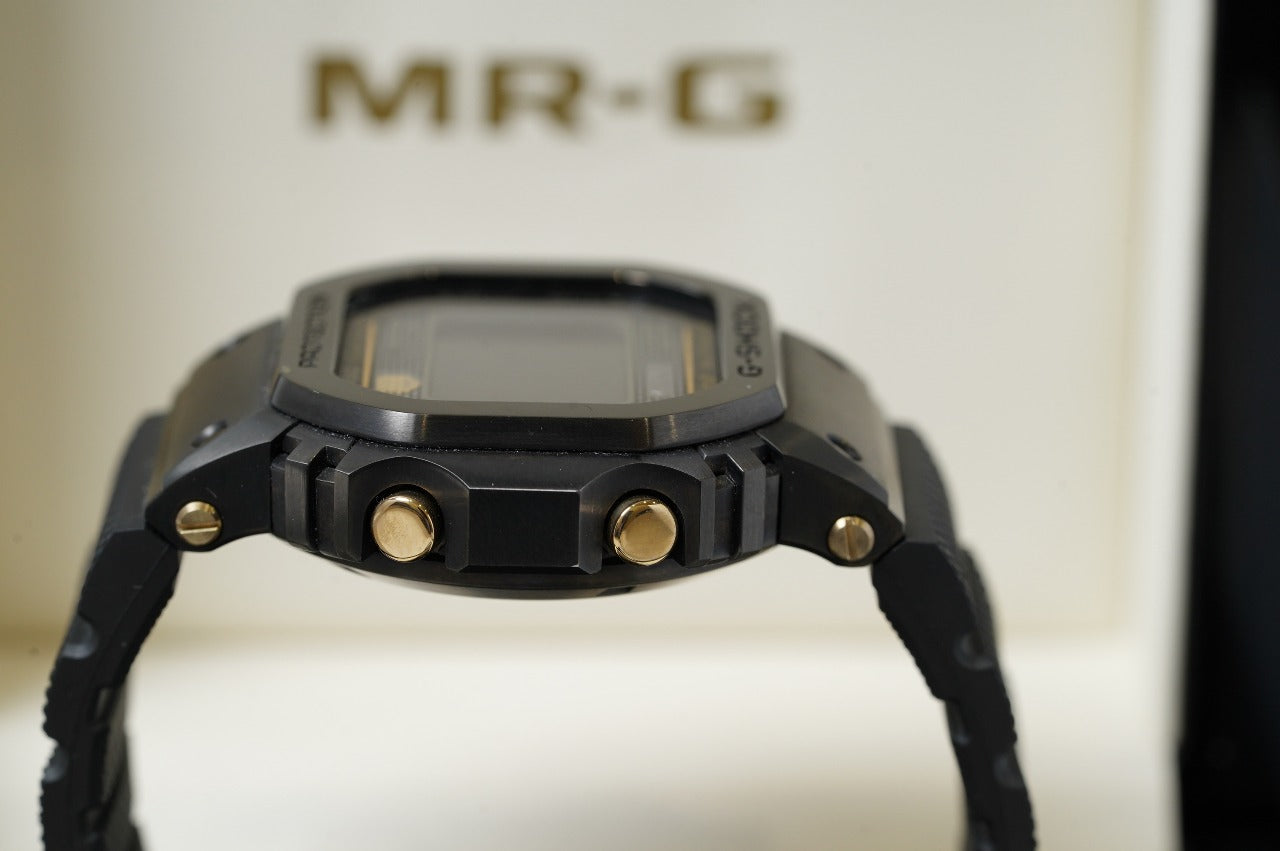 Casio G-Shock (MRG-B5000R-1)