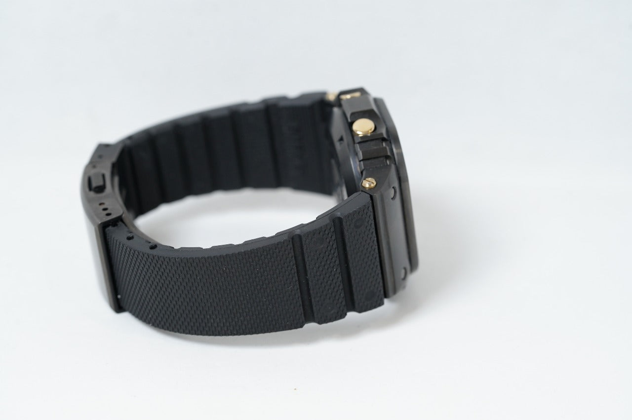 Casio G-Shock (MRG-B5000R-1)
